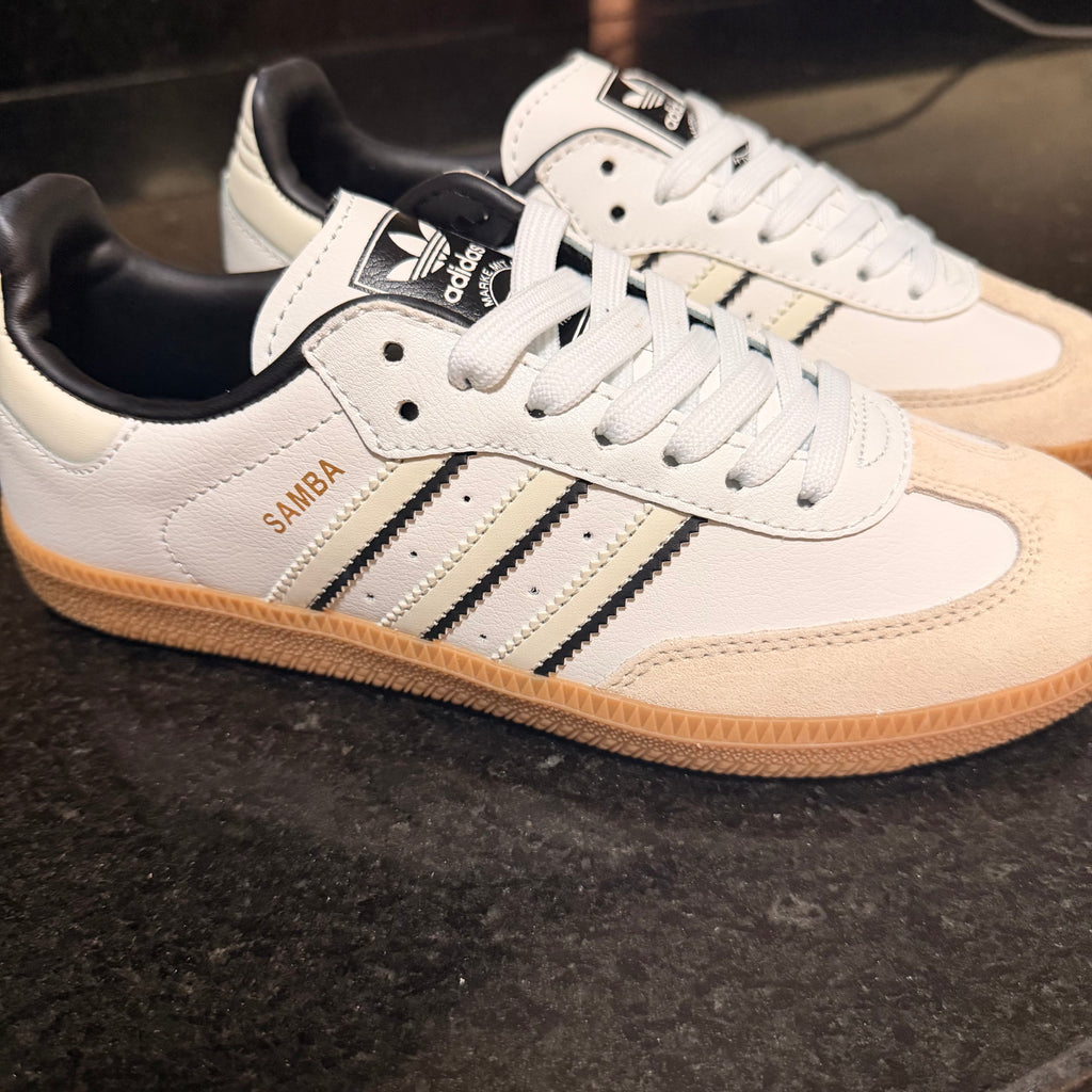 Samba Off White