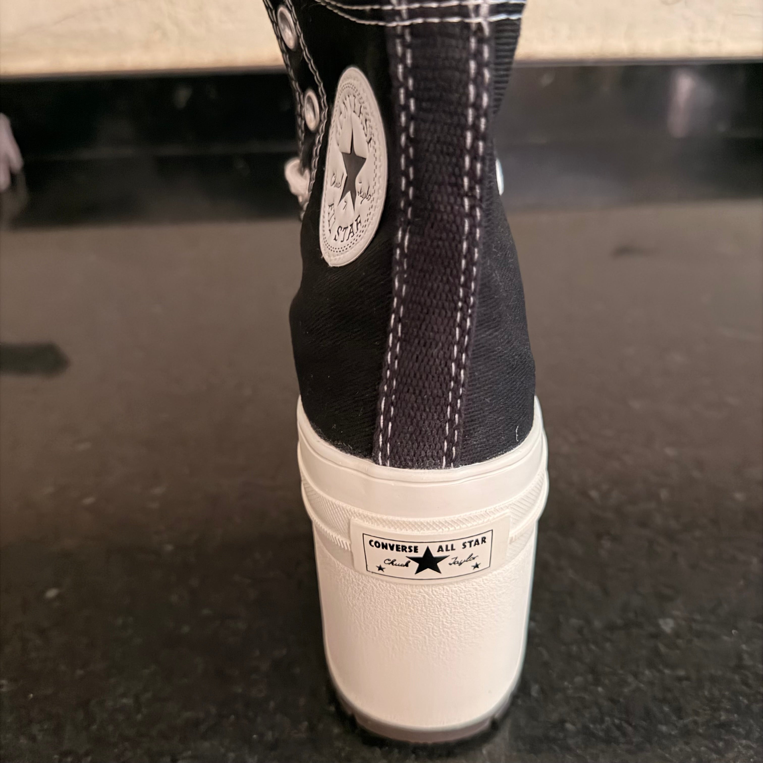 Converse Luxe Black