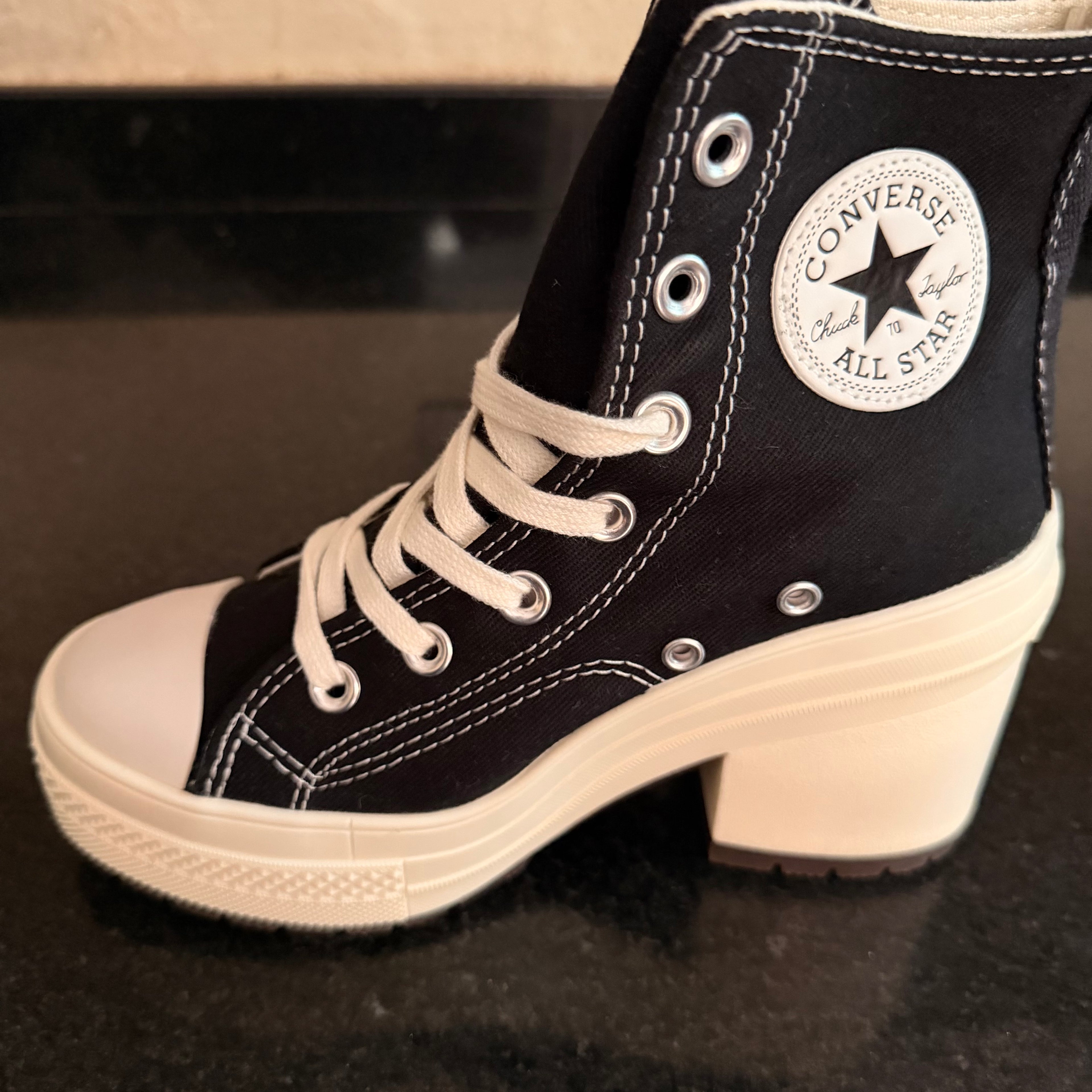 Converse Luxe Black