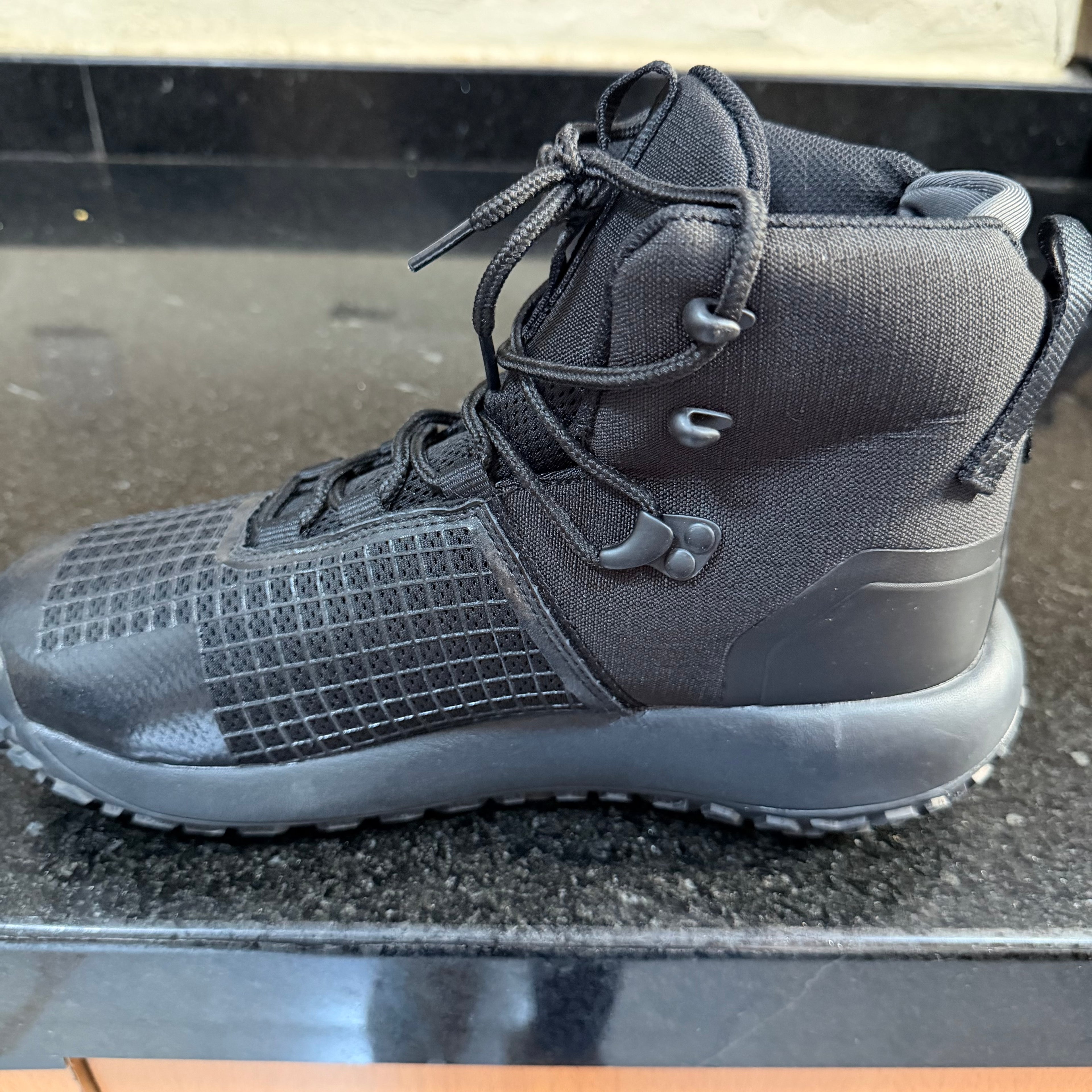 Under Speed Fit Black