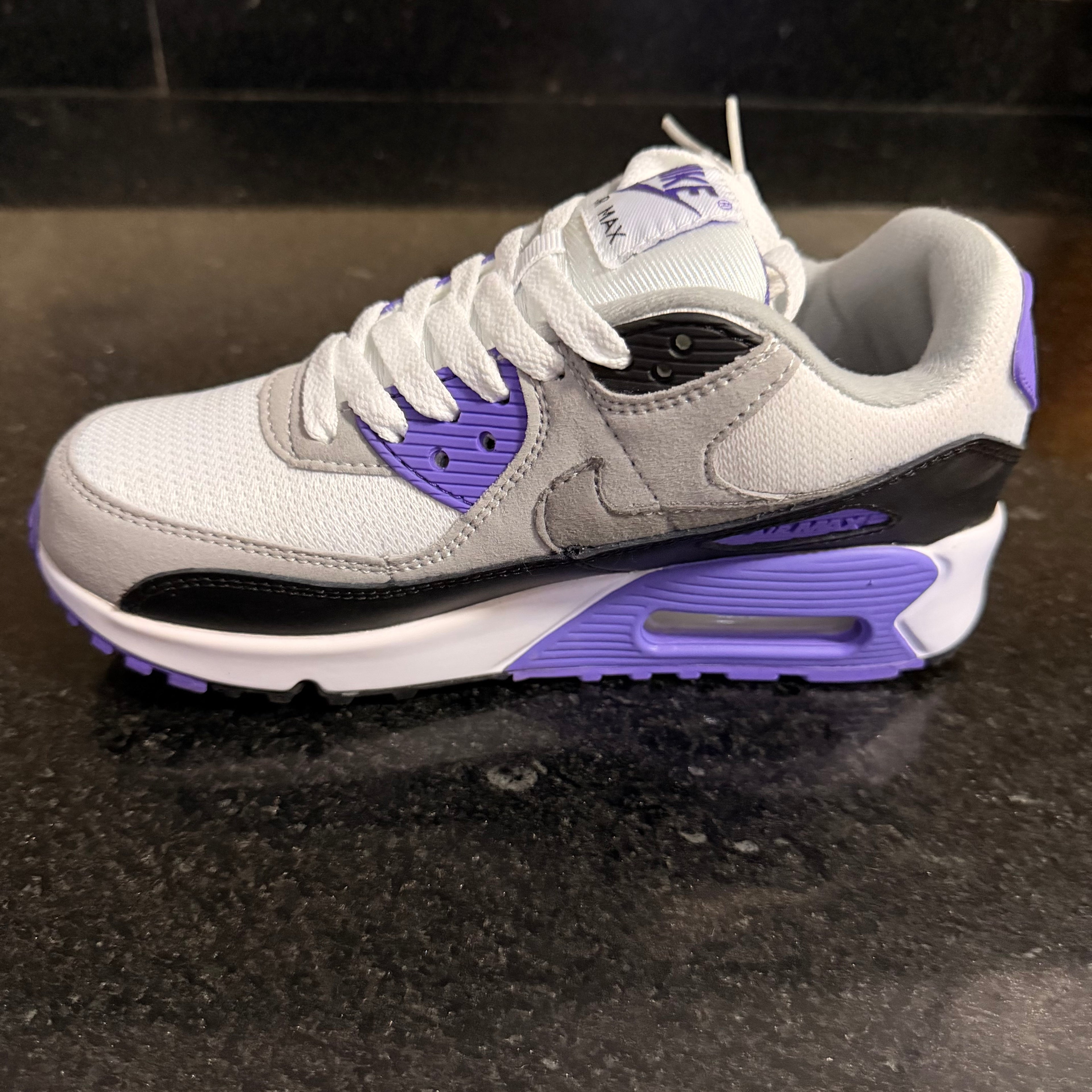 Air Max 90 Essential Purple