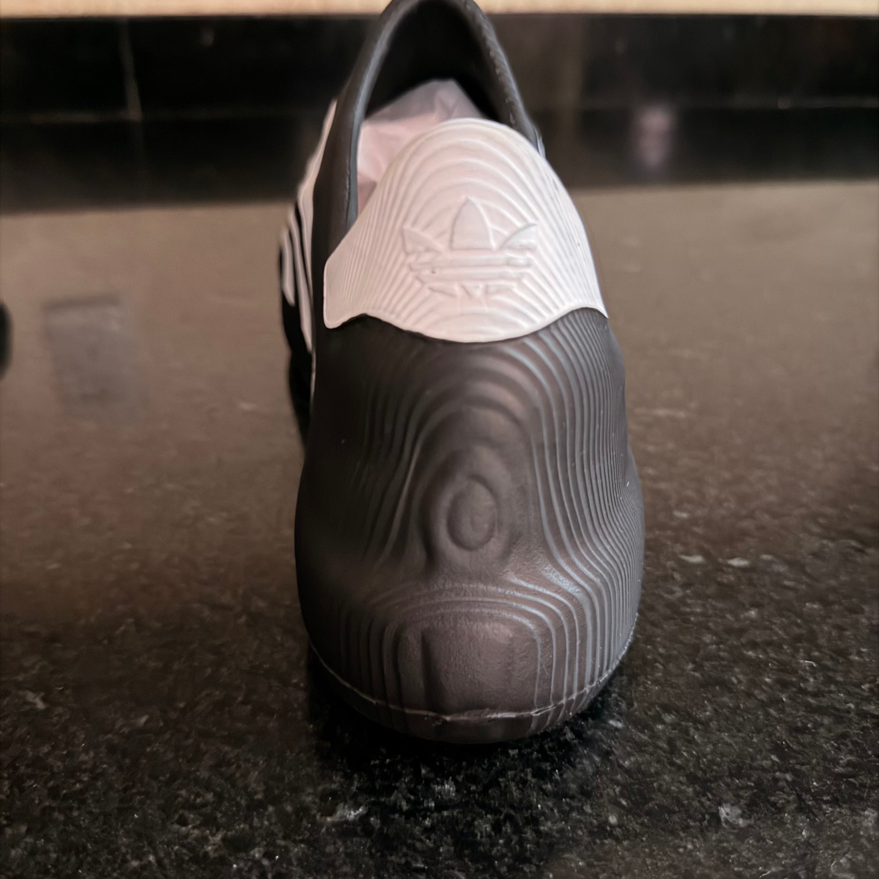 Superstar Adiform Black
