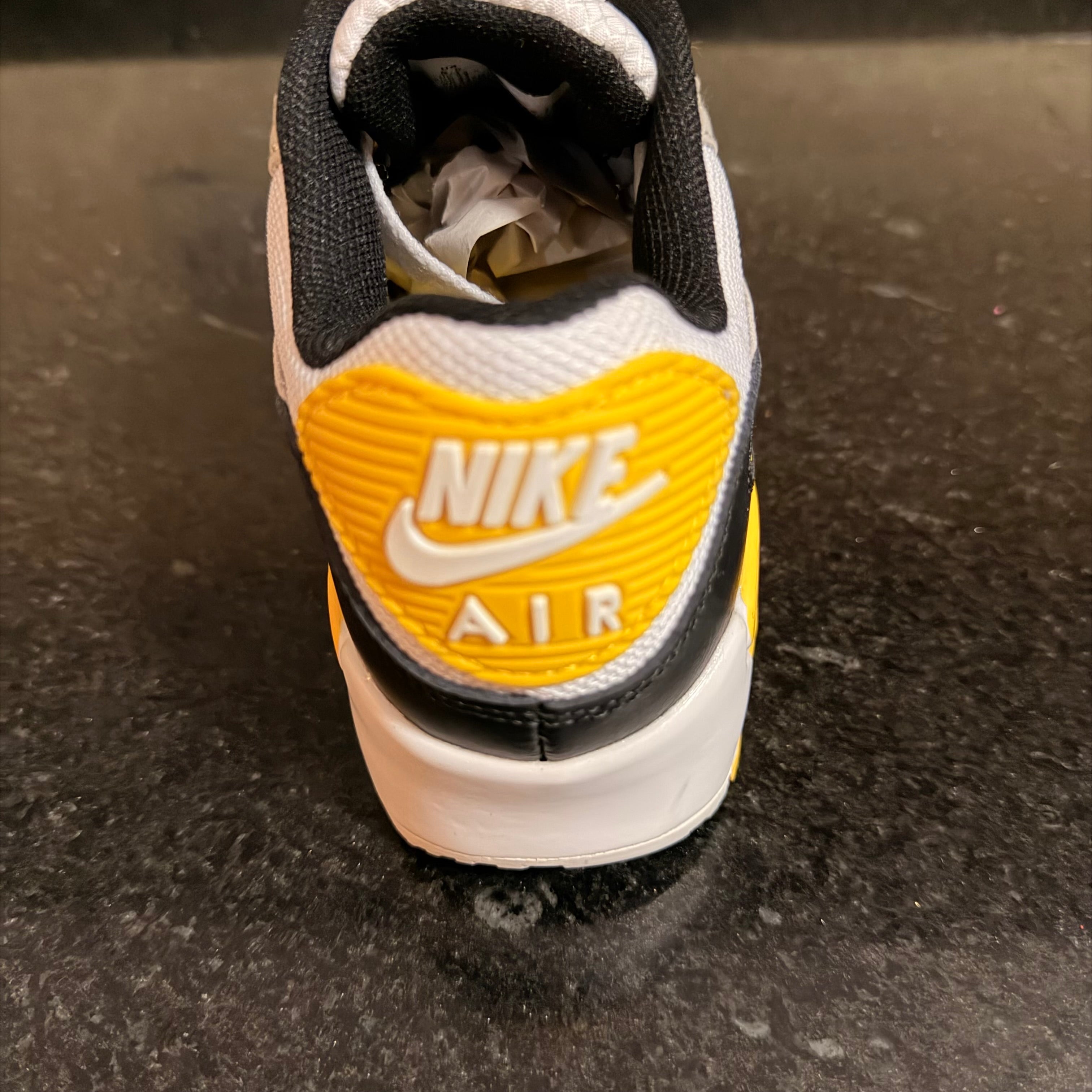 Air Max 90 Essential Gold