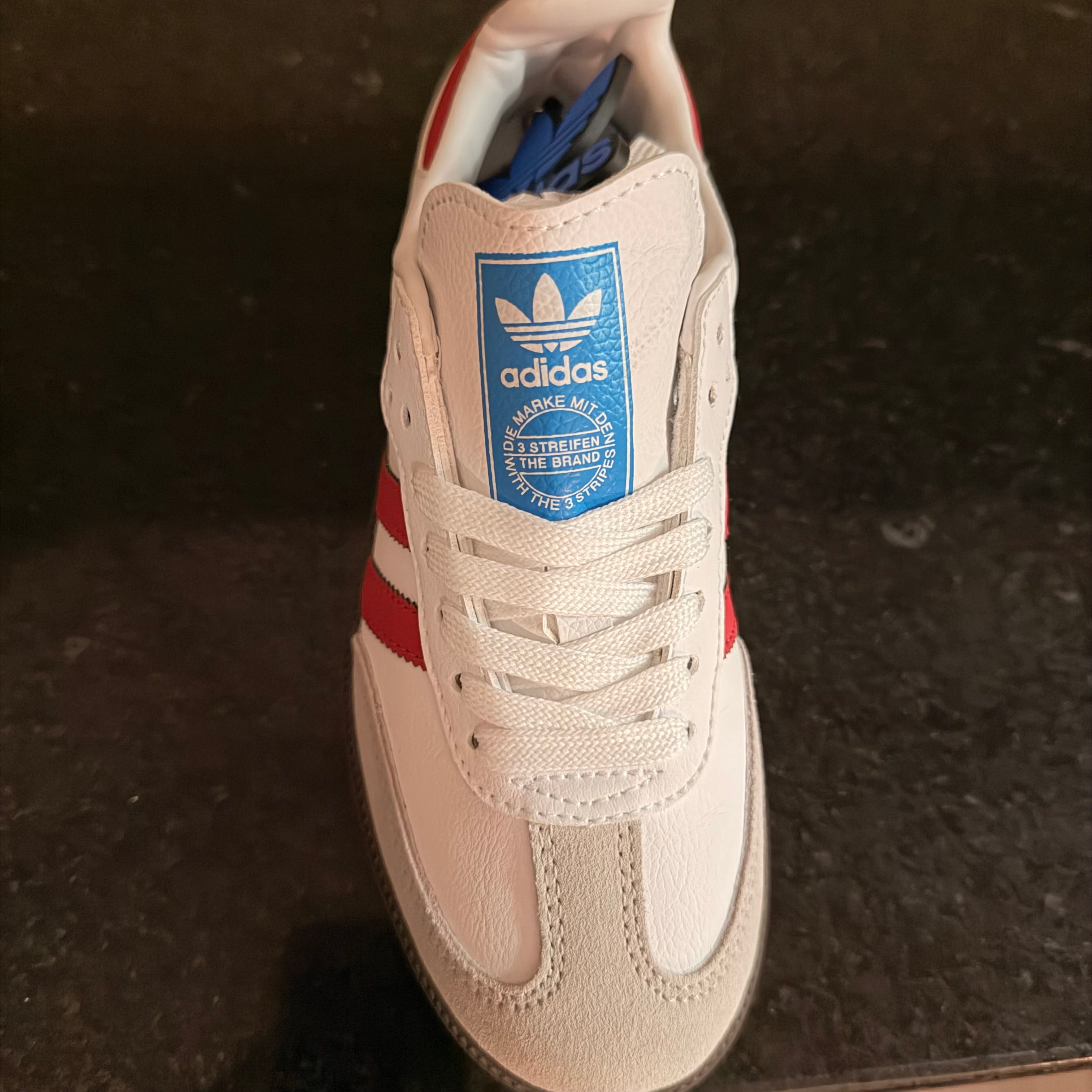Samba Red