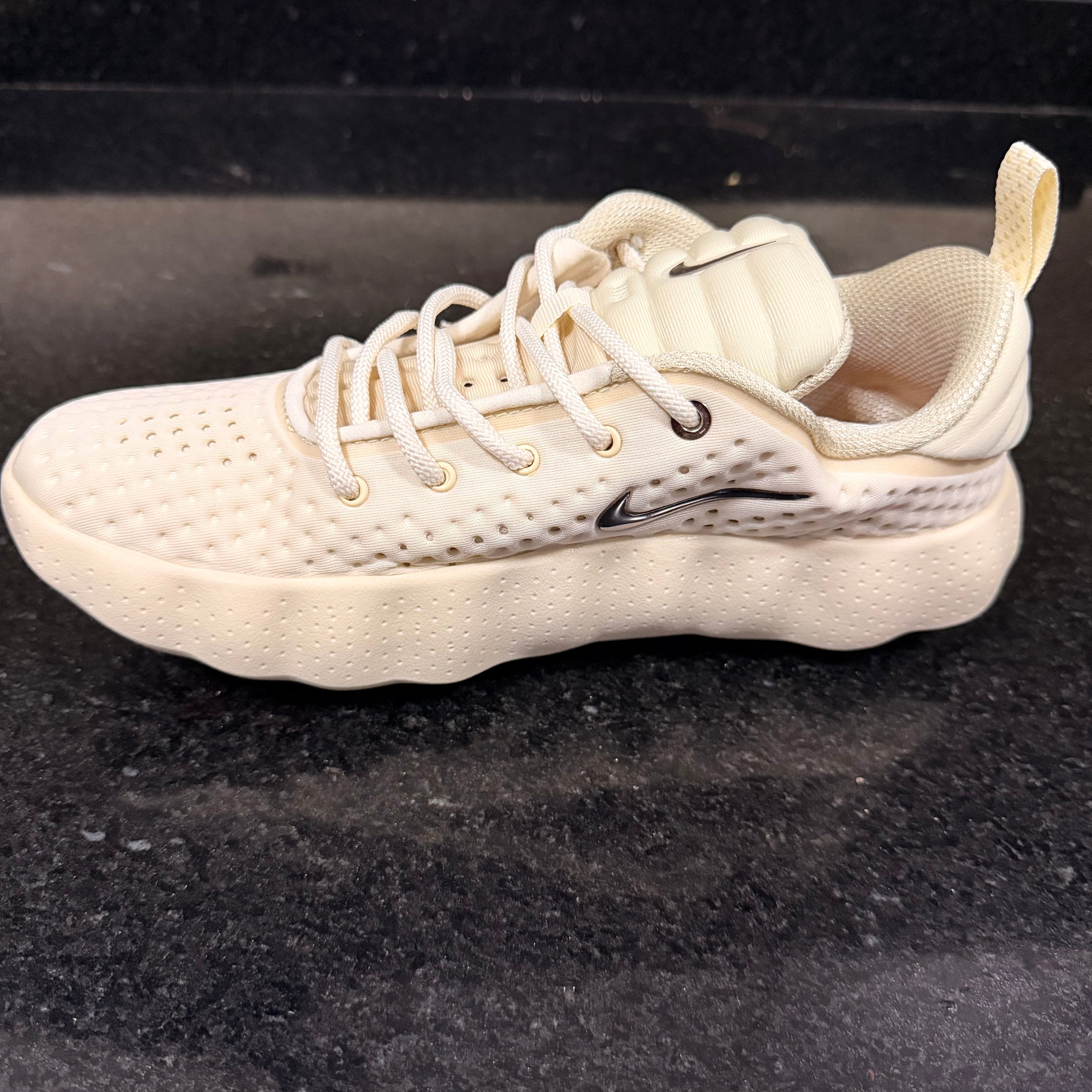 Nike Mind 002 Khaki