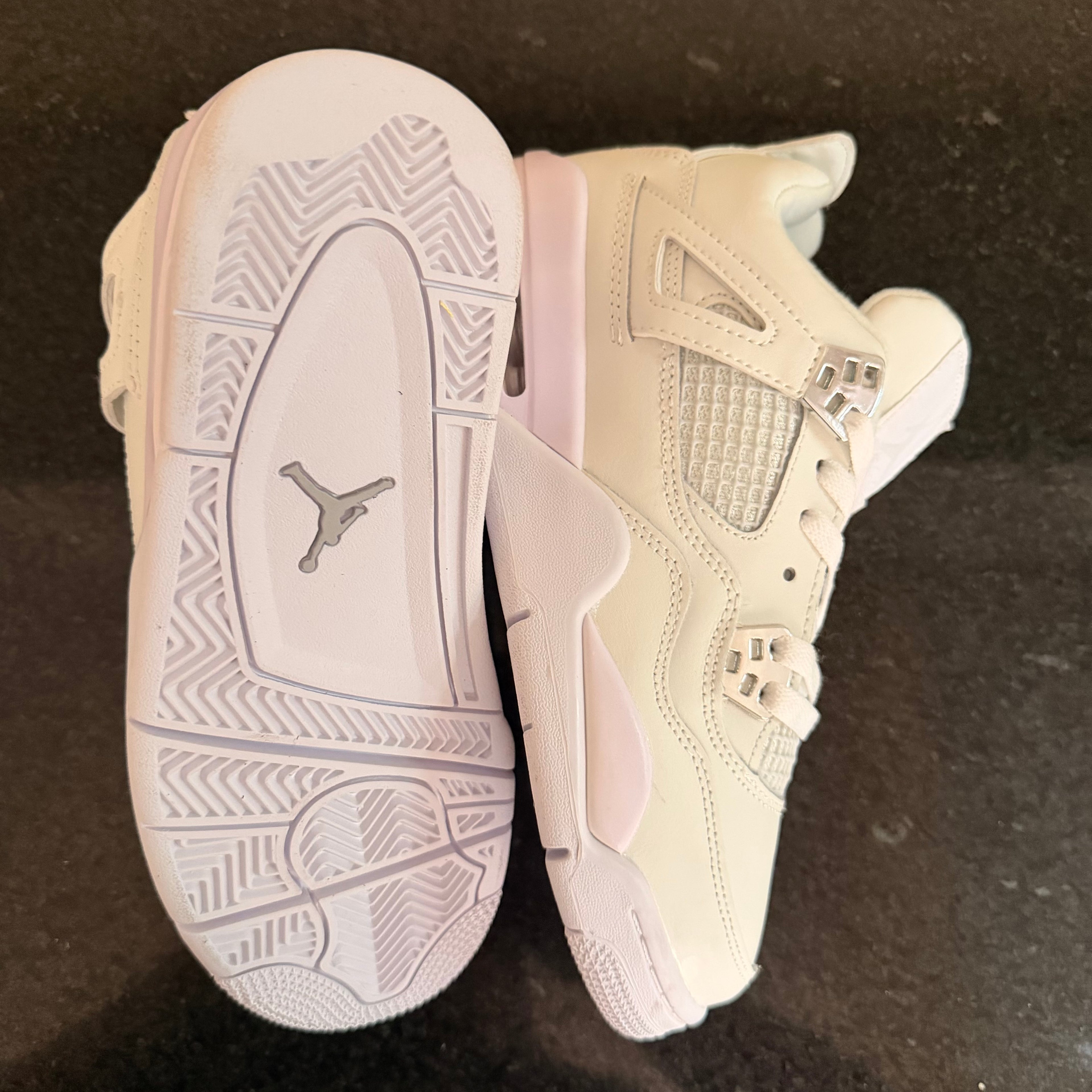 Retro 4 Pure Money