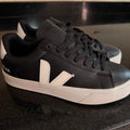 Veja Campo Black