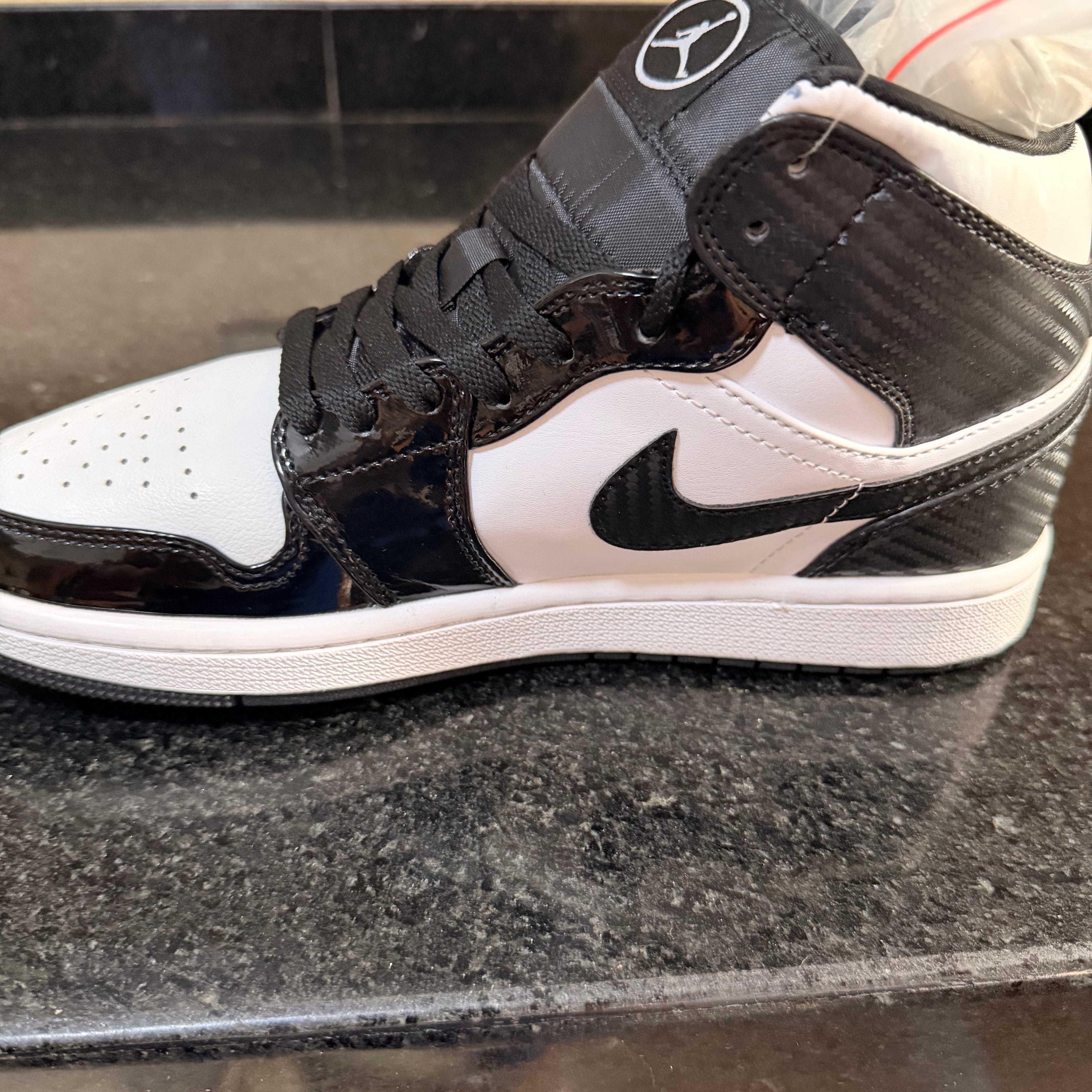 Jordan 1 Low Panda charol (copia 5)