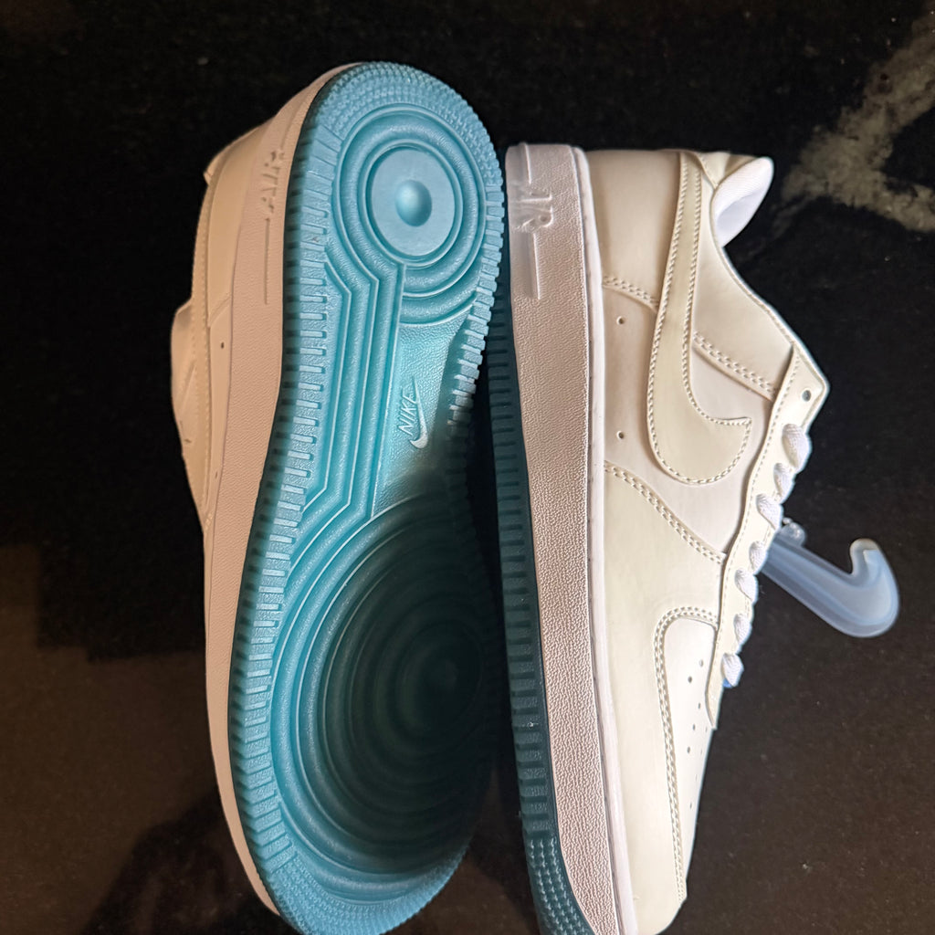 AF1 Low UV