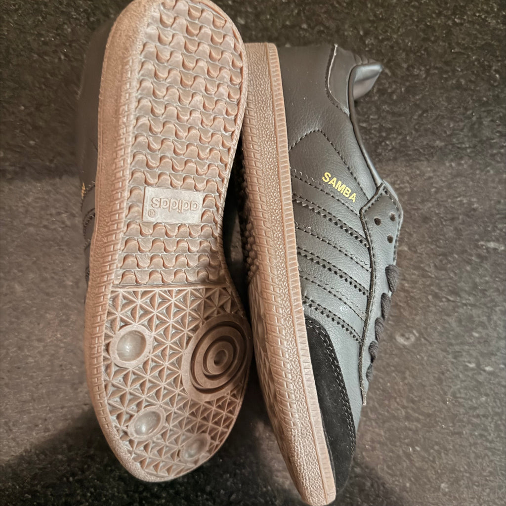 Samba Core Black