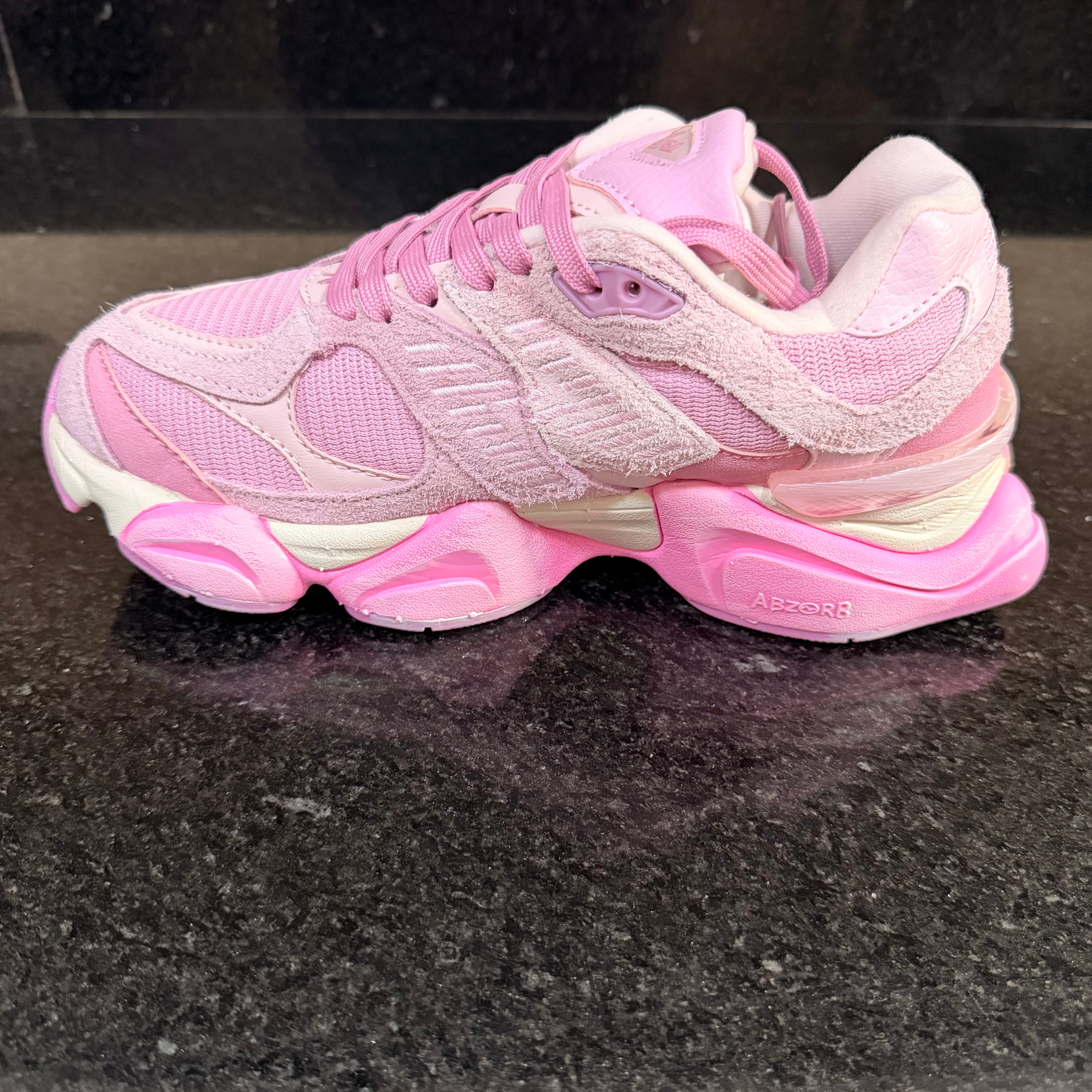 NB 9060 Valentine’s Day