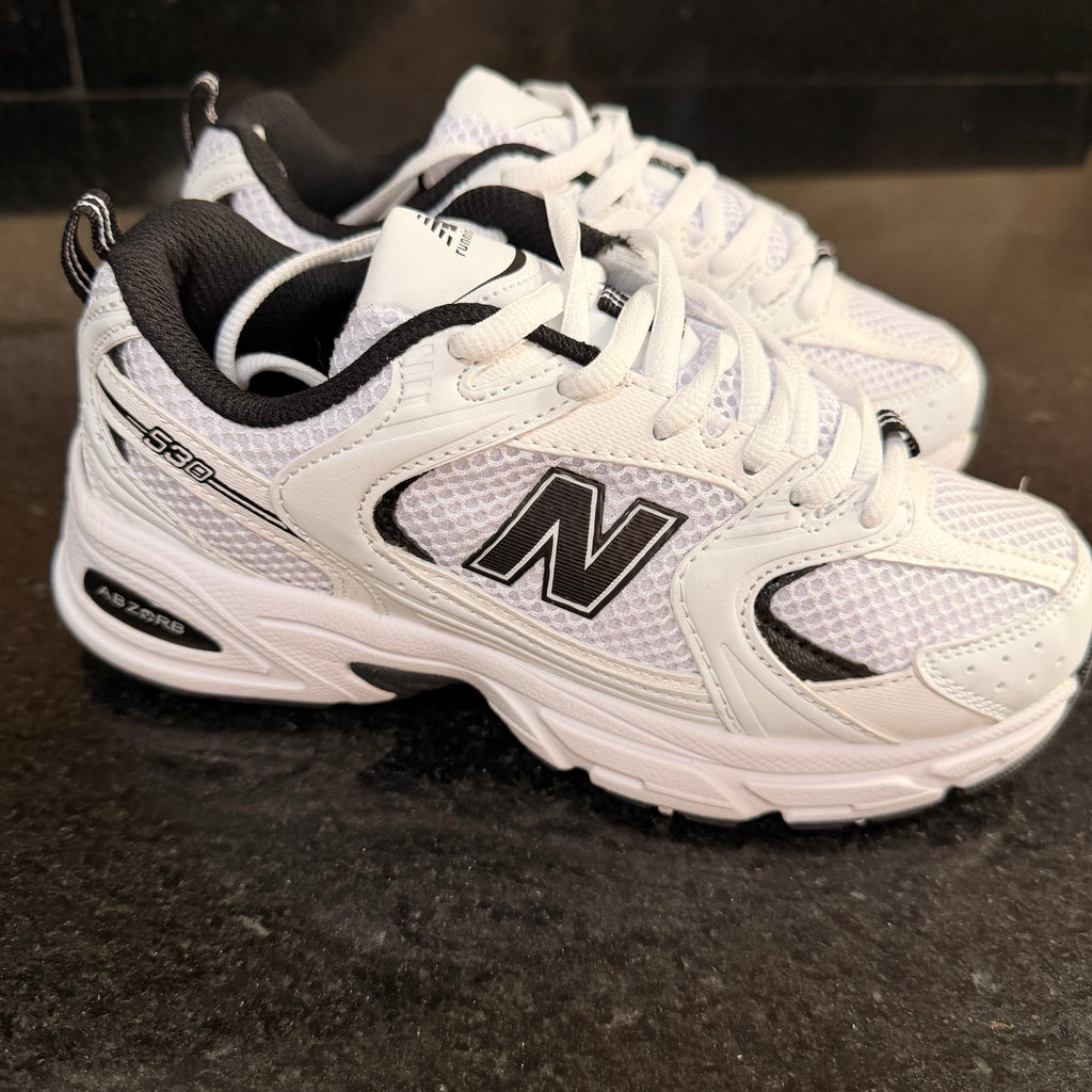 530 white & Black