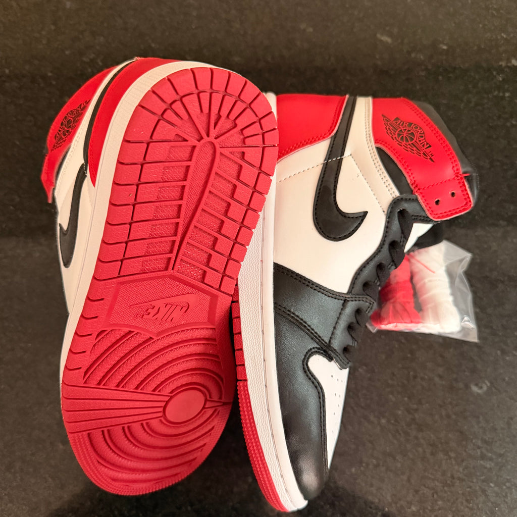 Jordan 1 Black Toe