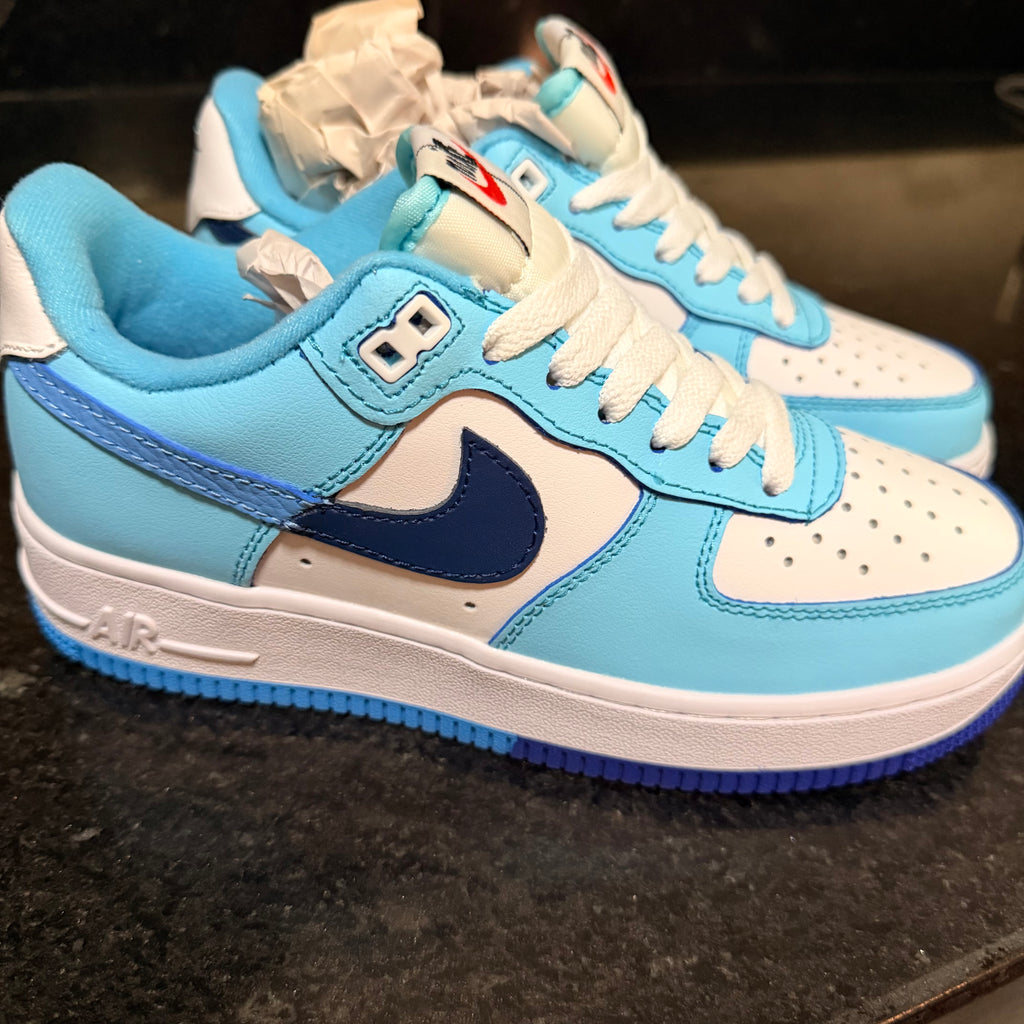 AF1 Universitary Blue