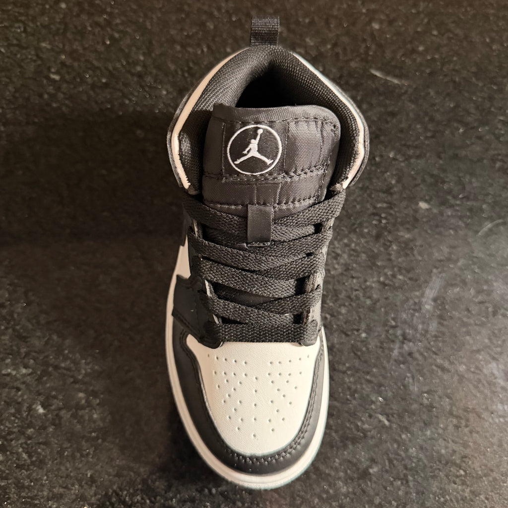 Jordan 1 Low Panda (copia 8)