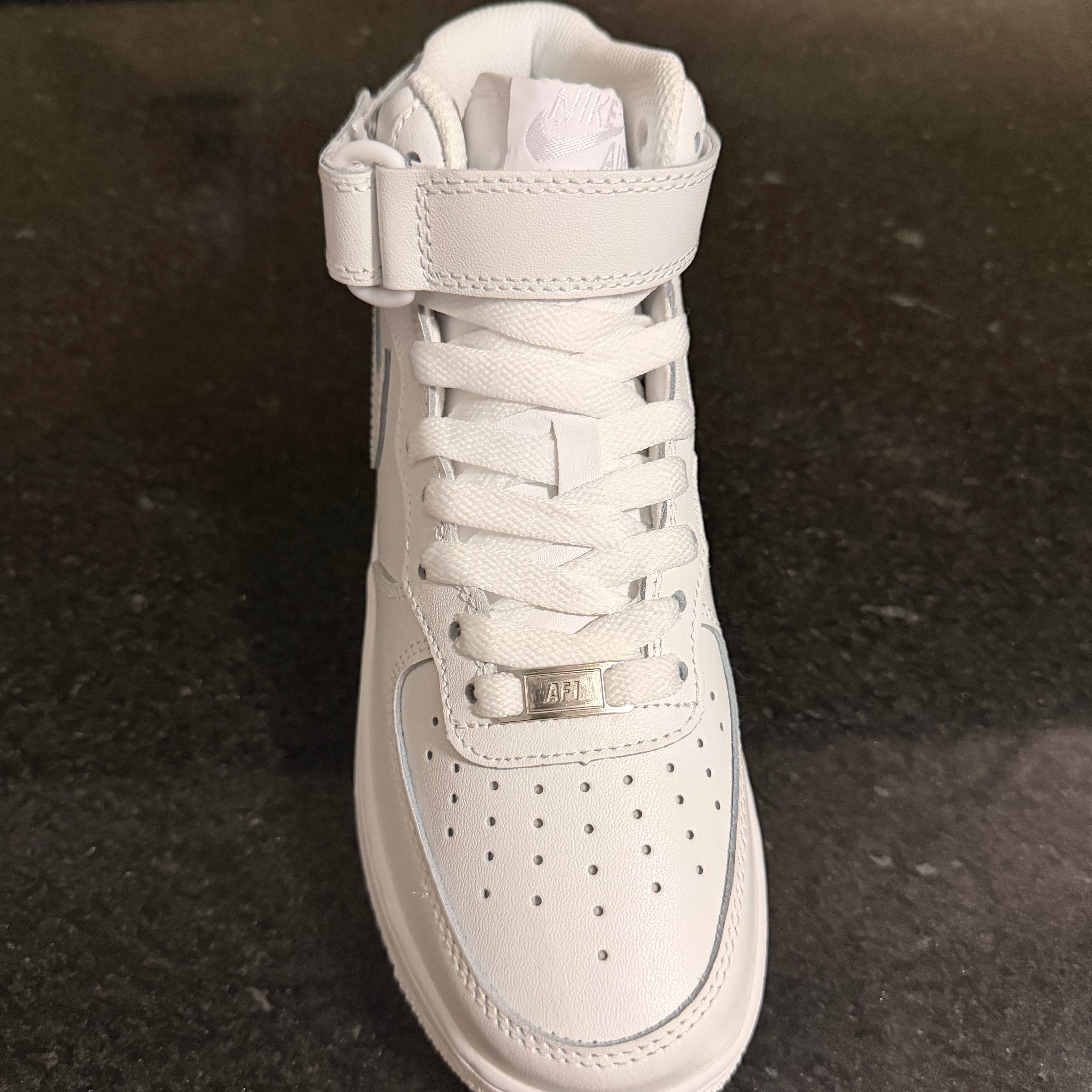 AF1 Mid White