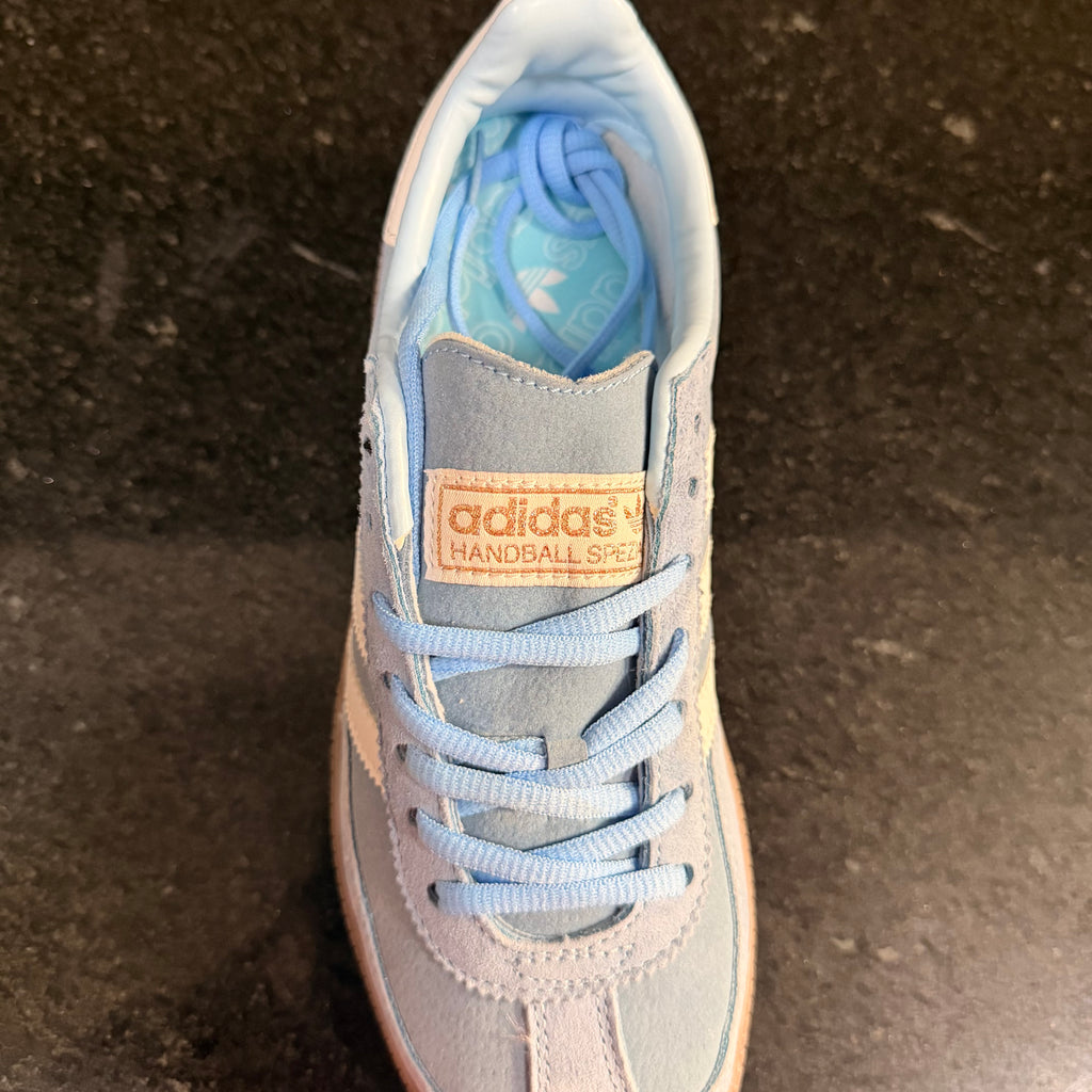 Spezial Light Blue