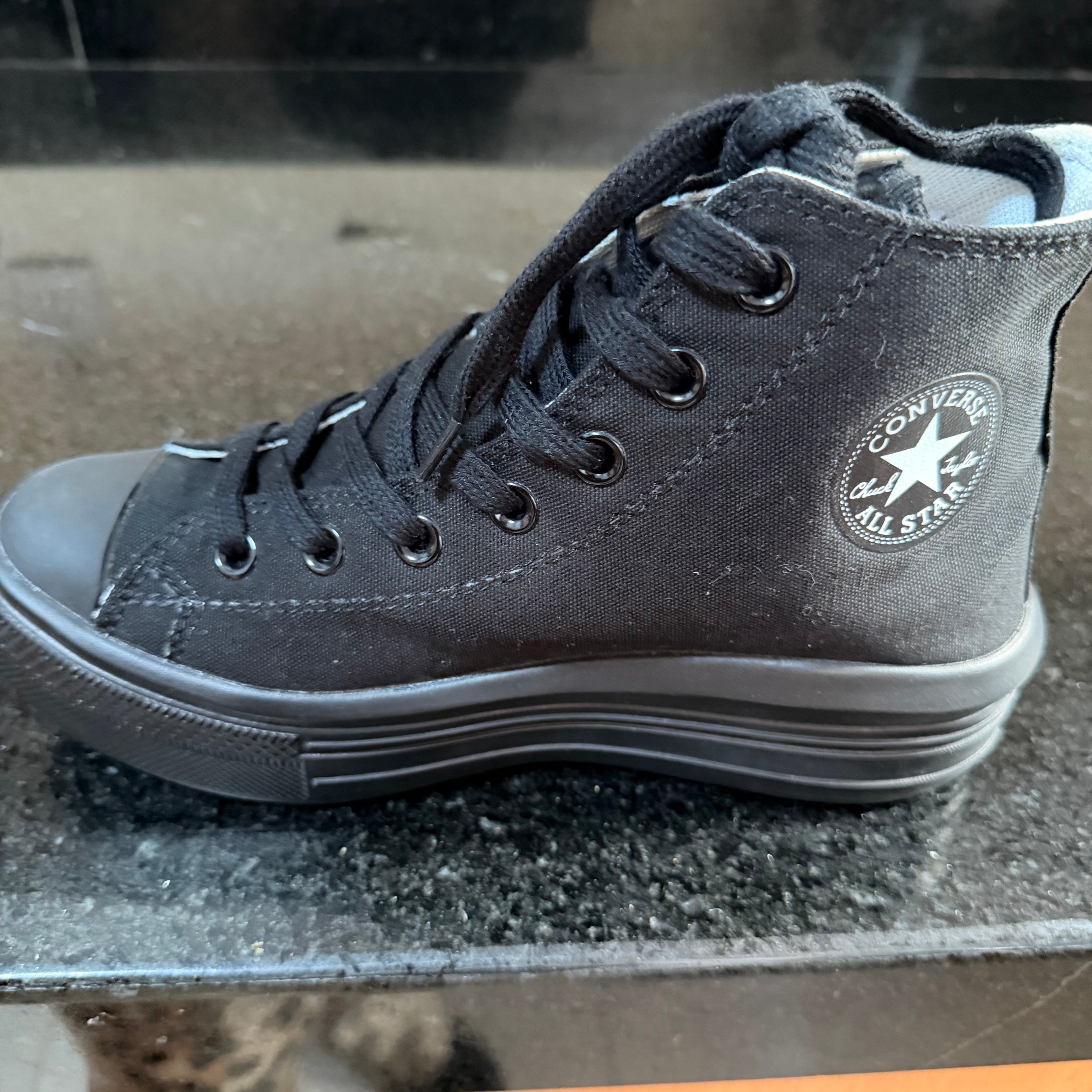 Converse Move Black