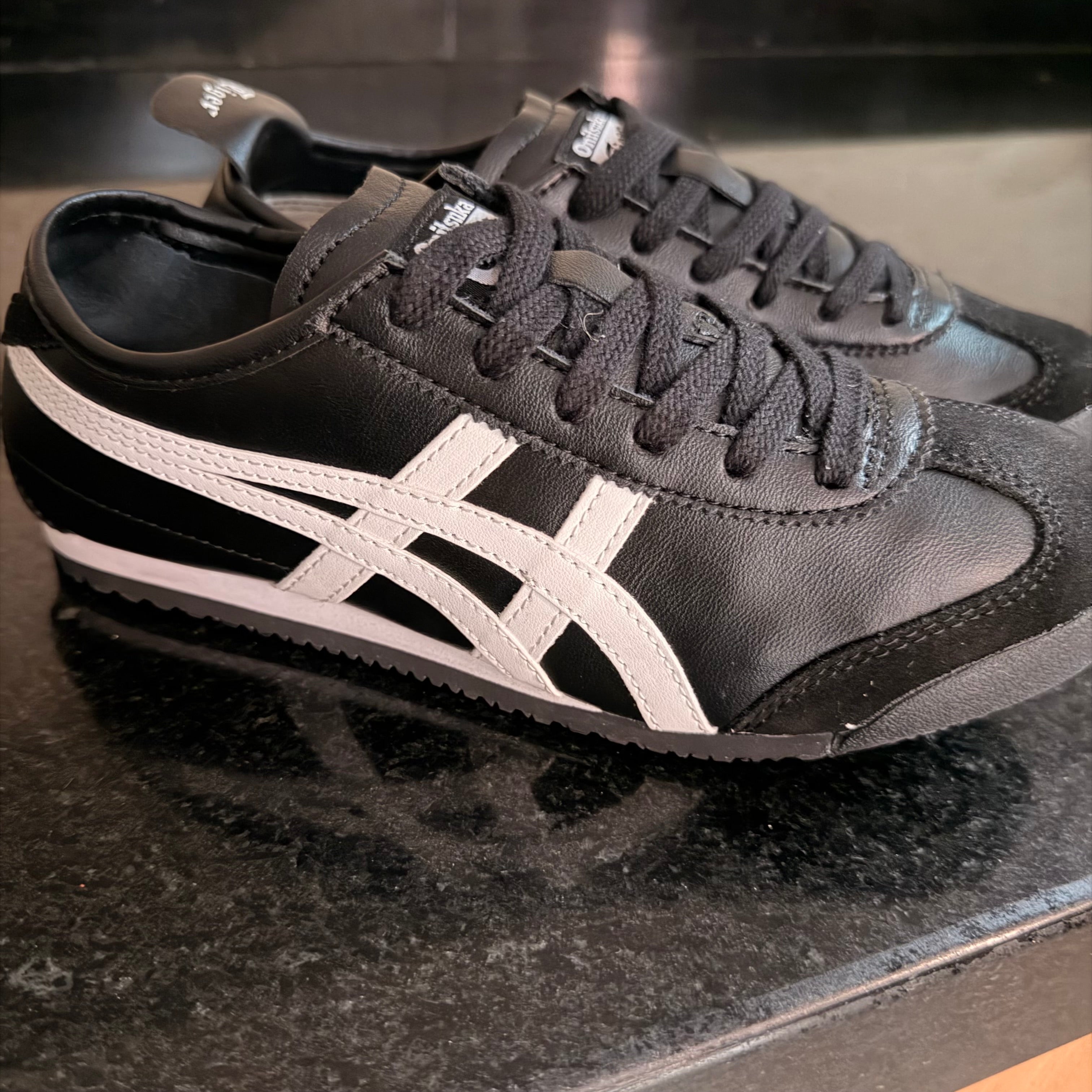 Onitsuka Tiger Black