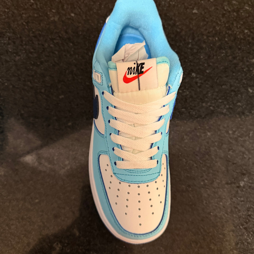 AF1 Universitary Blue