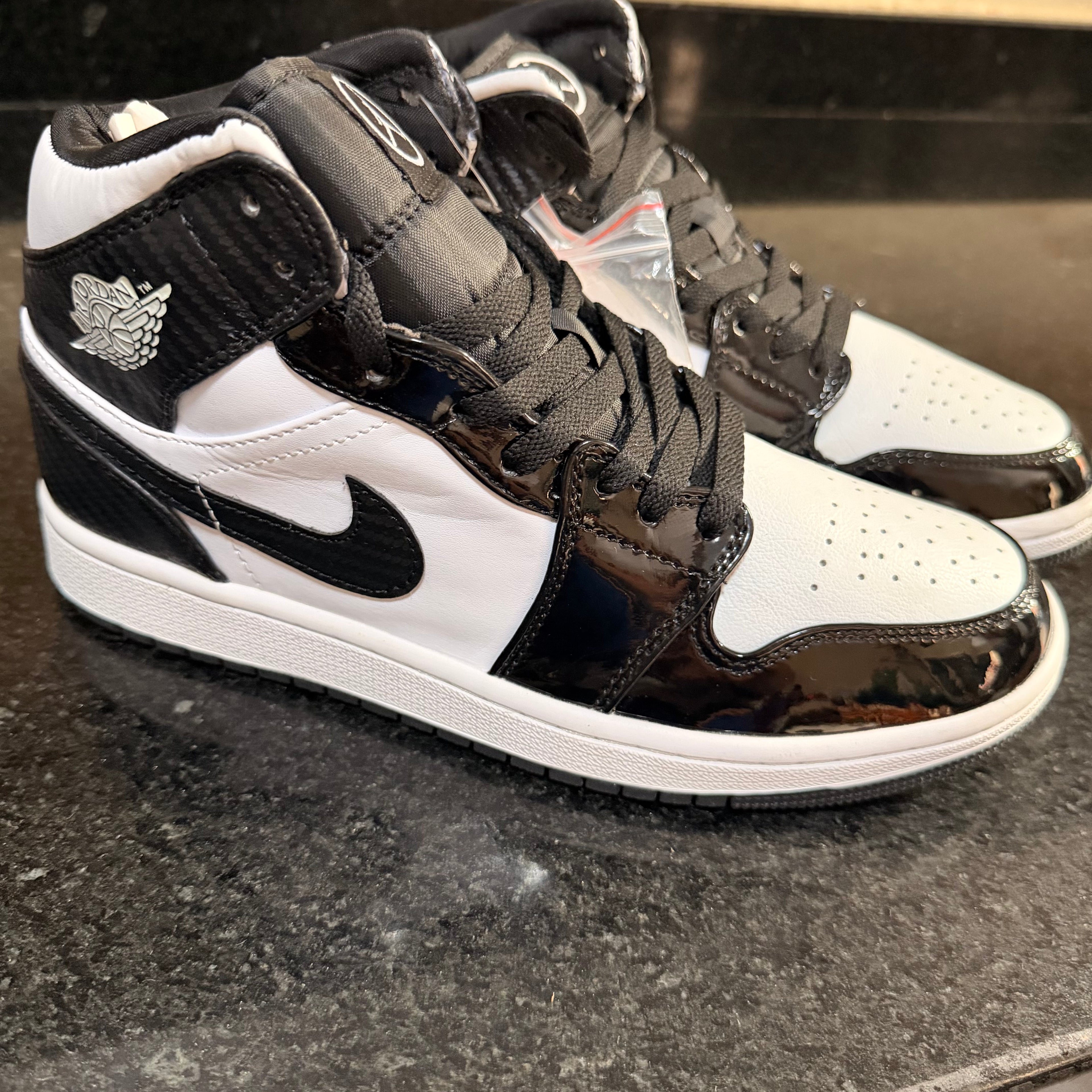 Jordan 1 Low Panda charol (copia 5)