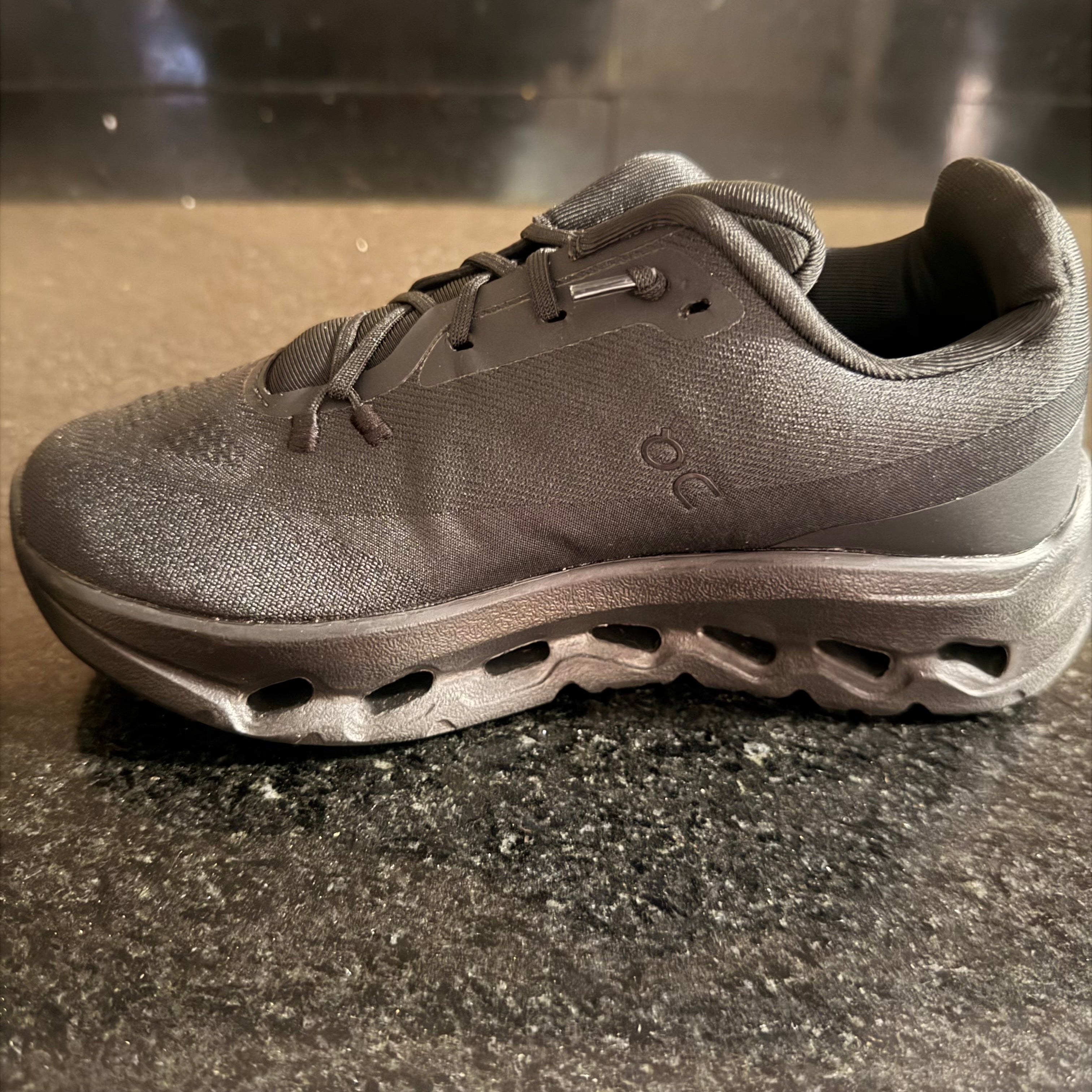 KIDS OnCloud Tilt Black