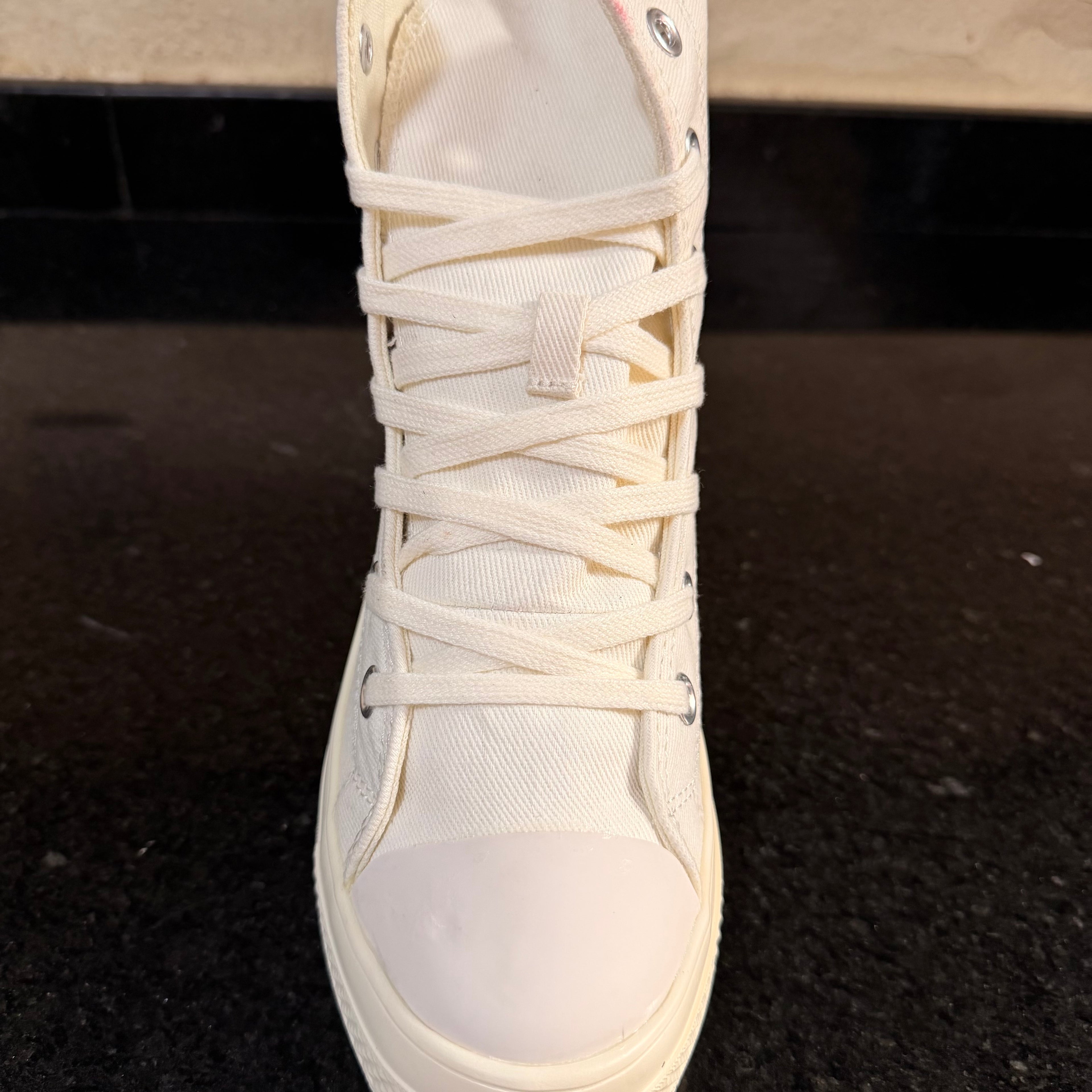 Converse Luxe Beige