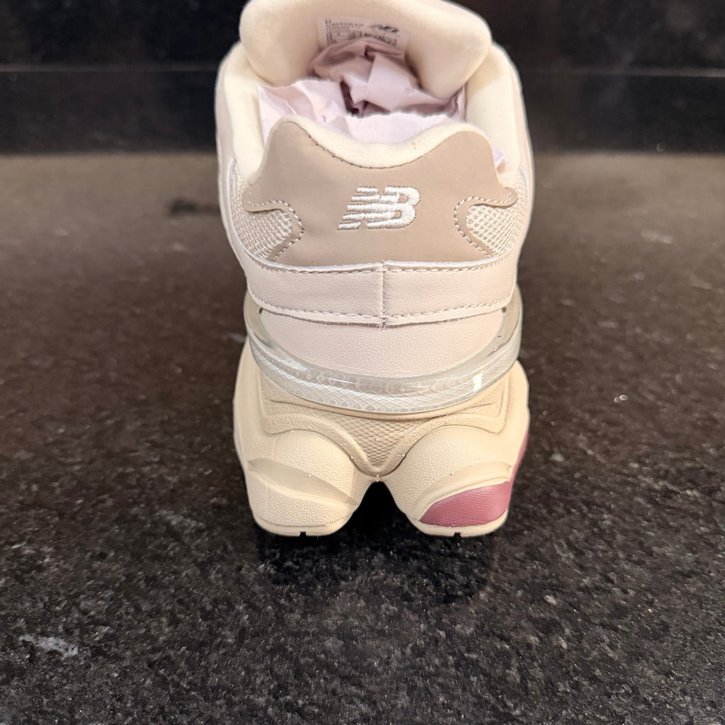 NB 9060 Sparrow