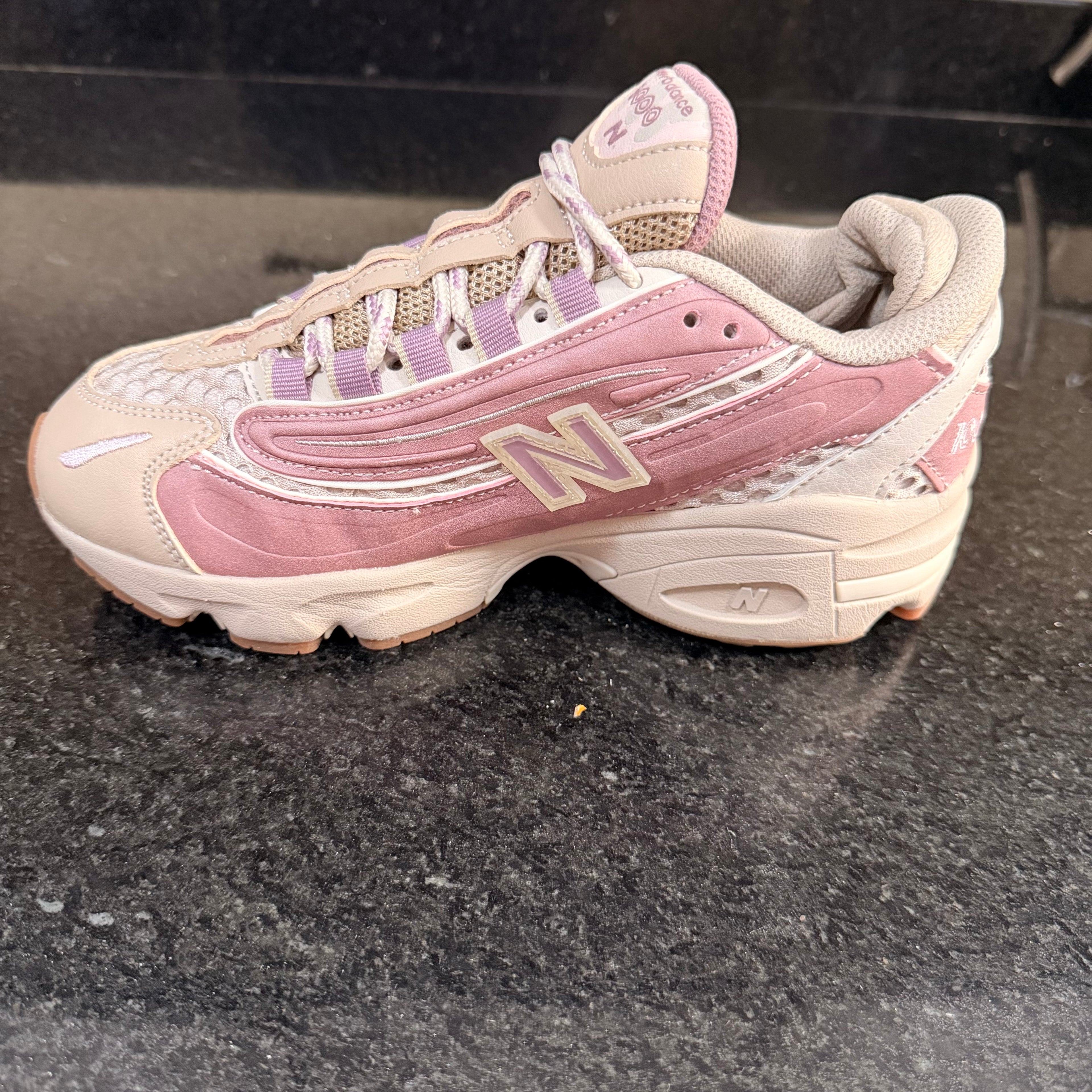 NB 1000 Pink