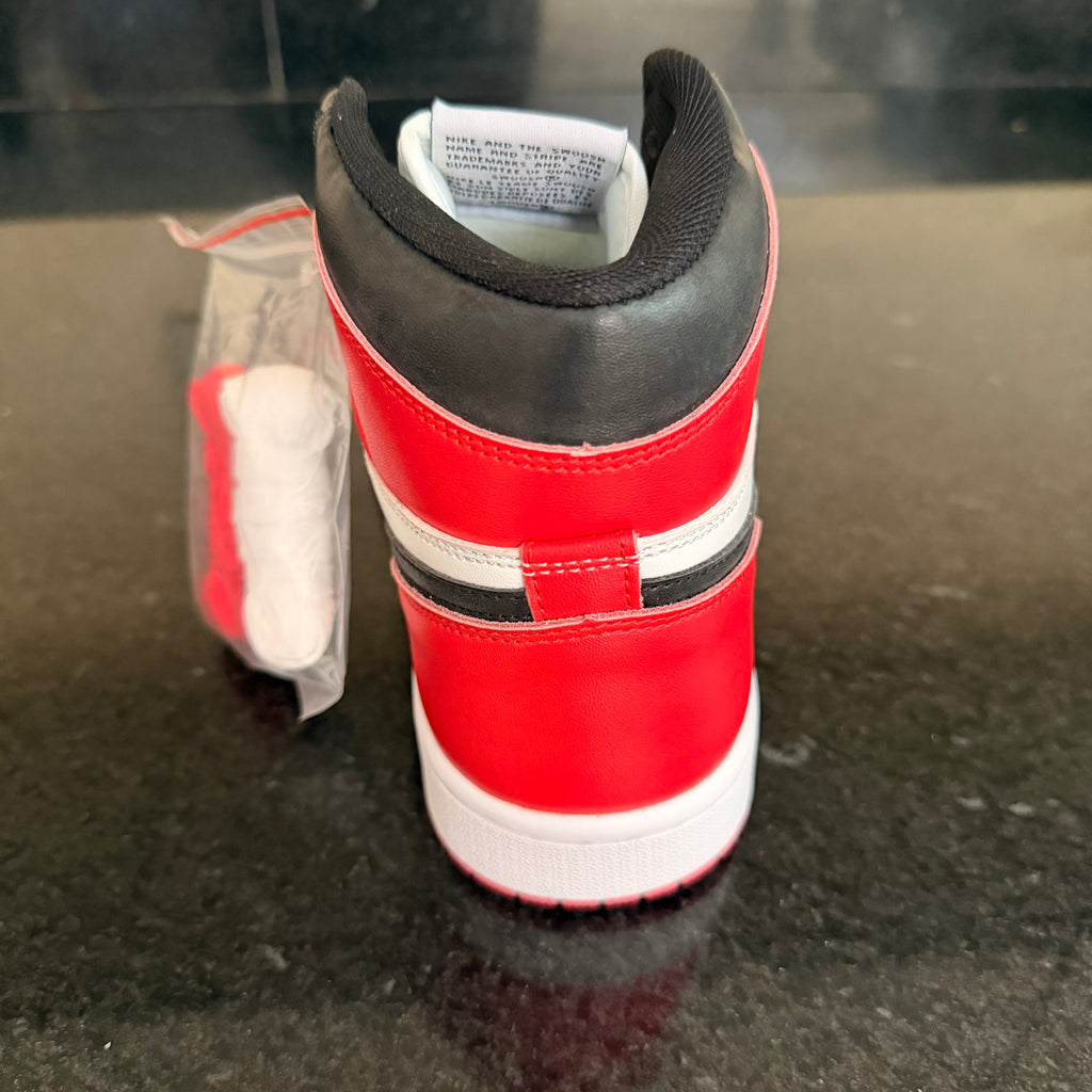 Jordan 1 Black Toe