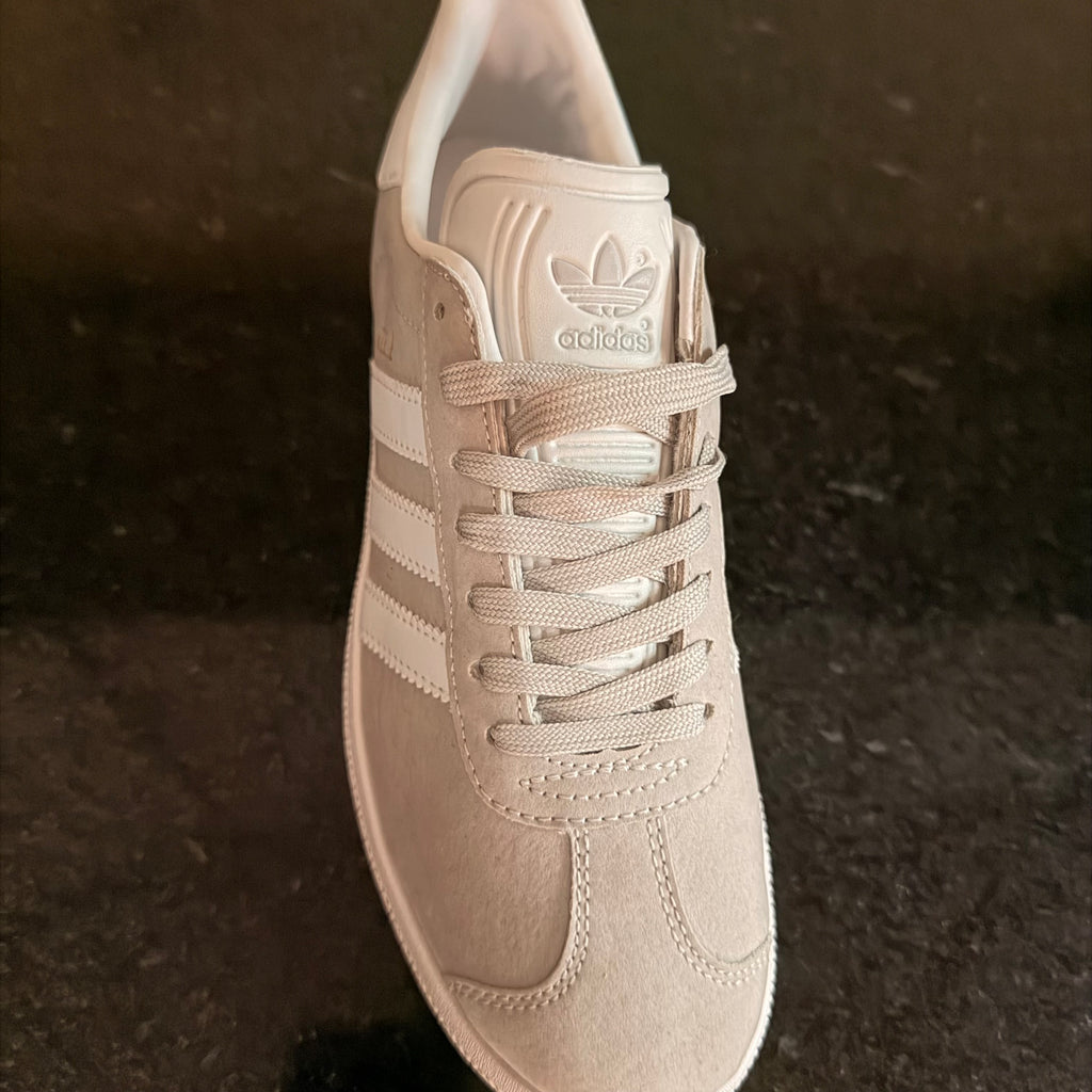 Gazelle Gray
