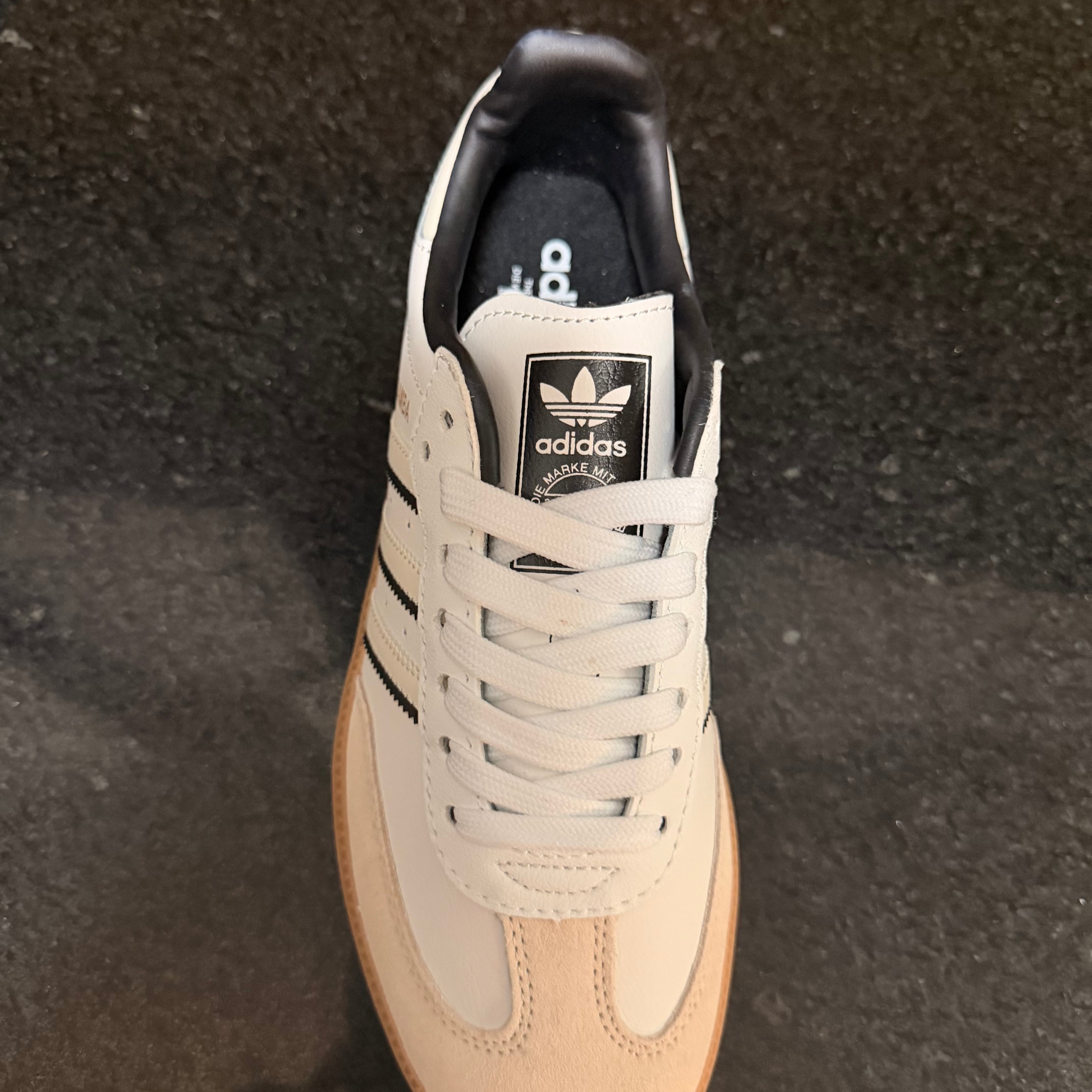 Samba Off White