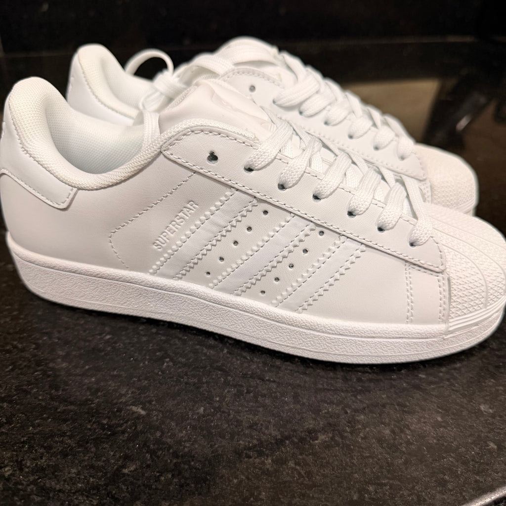 Superstar White