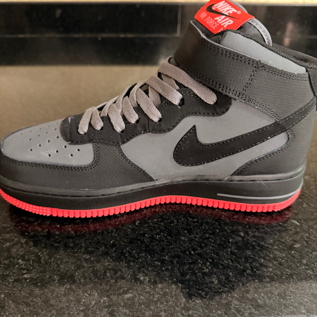 AF1 Mid Red Lava