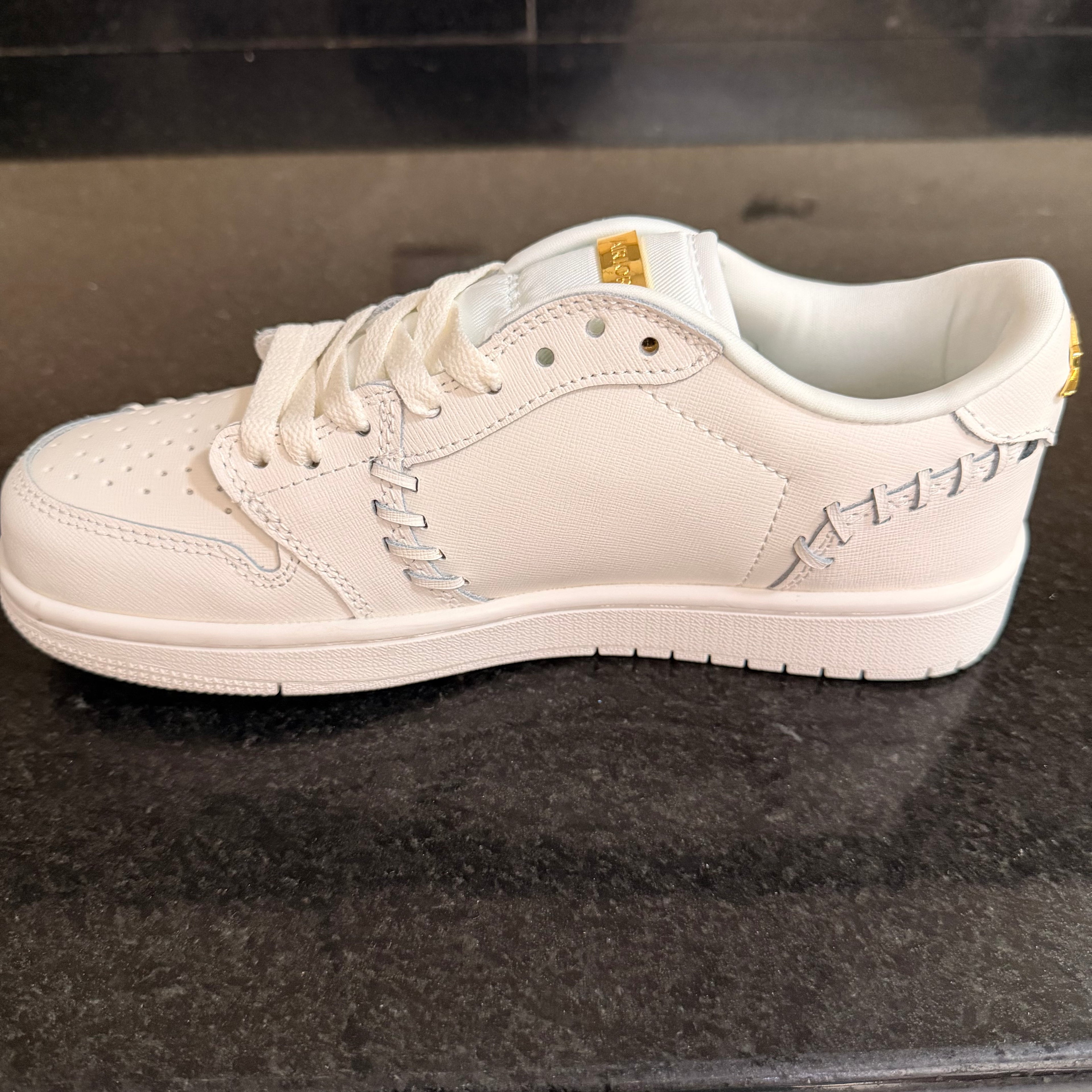 Jordan 1 Low MM Ligth