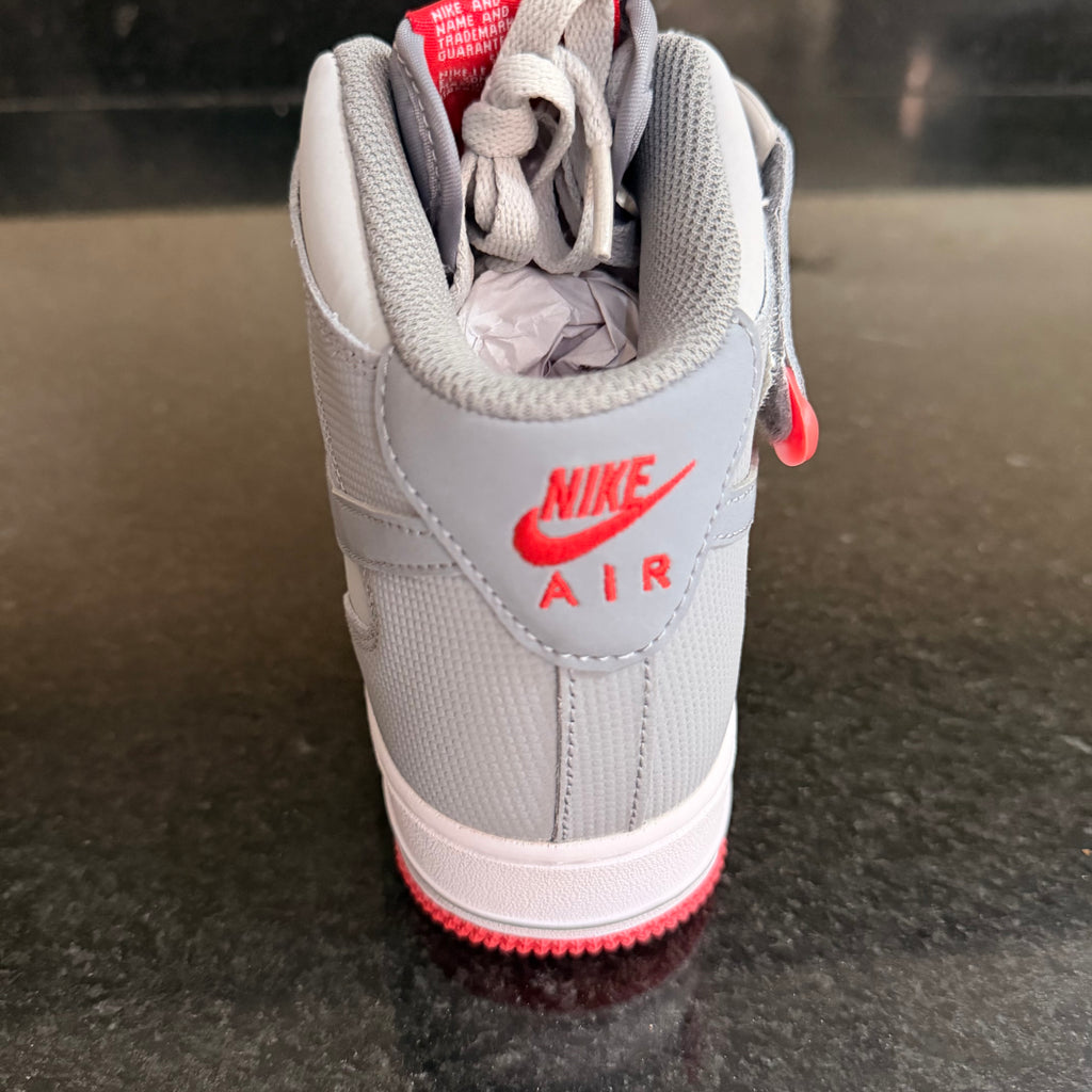 AF1 Mid Silver Lava