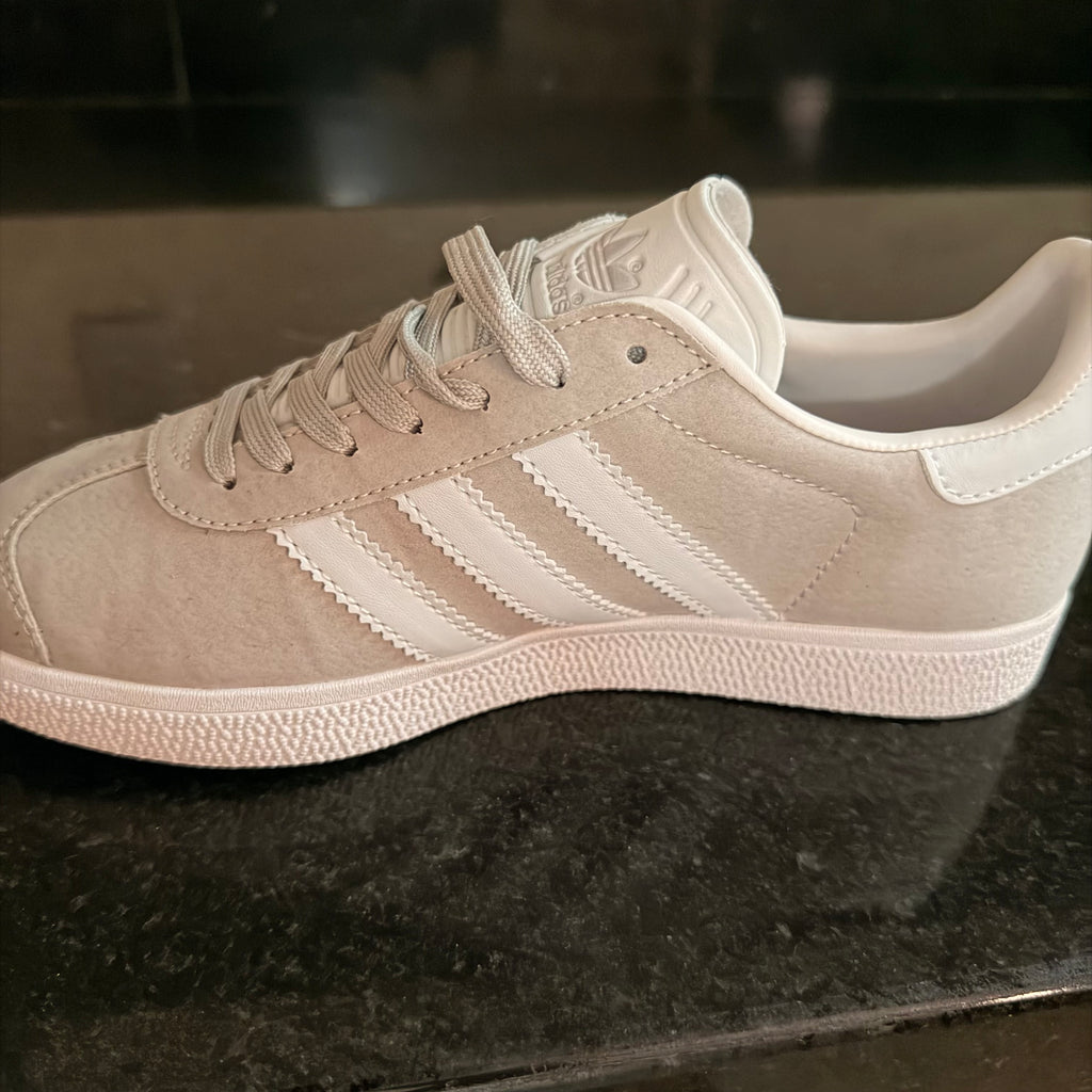 Gazelle Gray