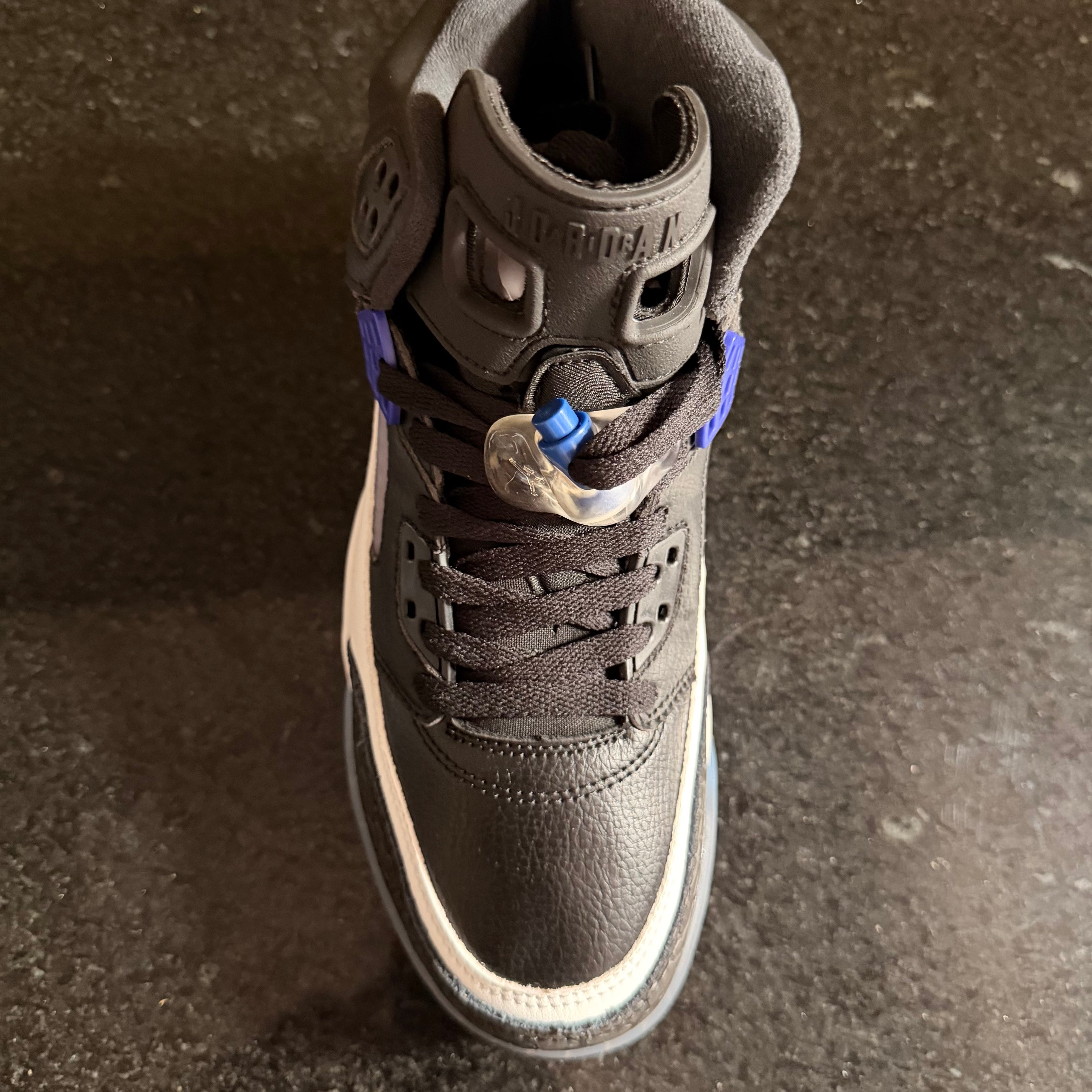 Jordan spizike negro/azul(copia 7)