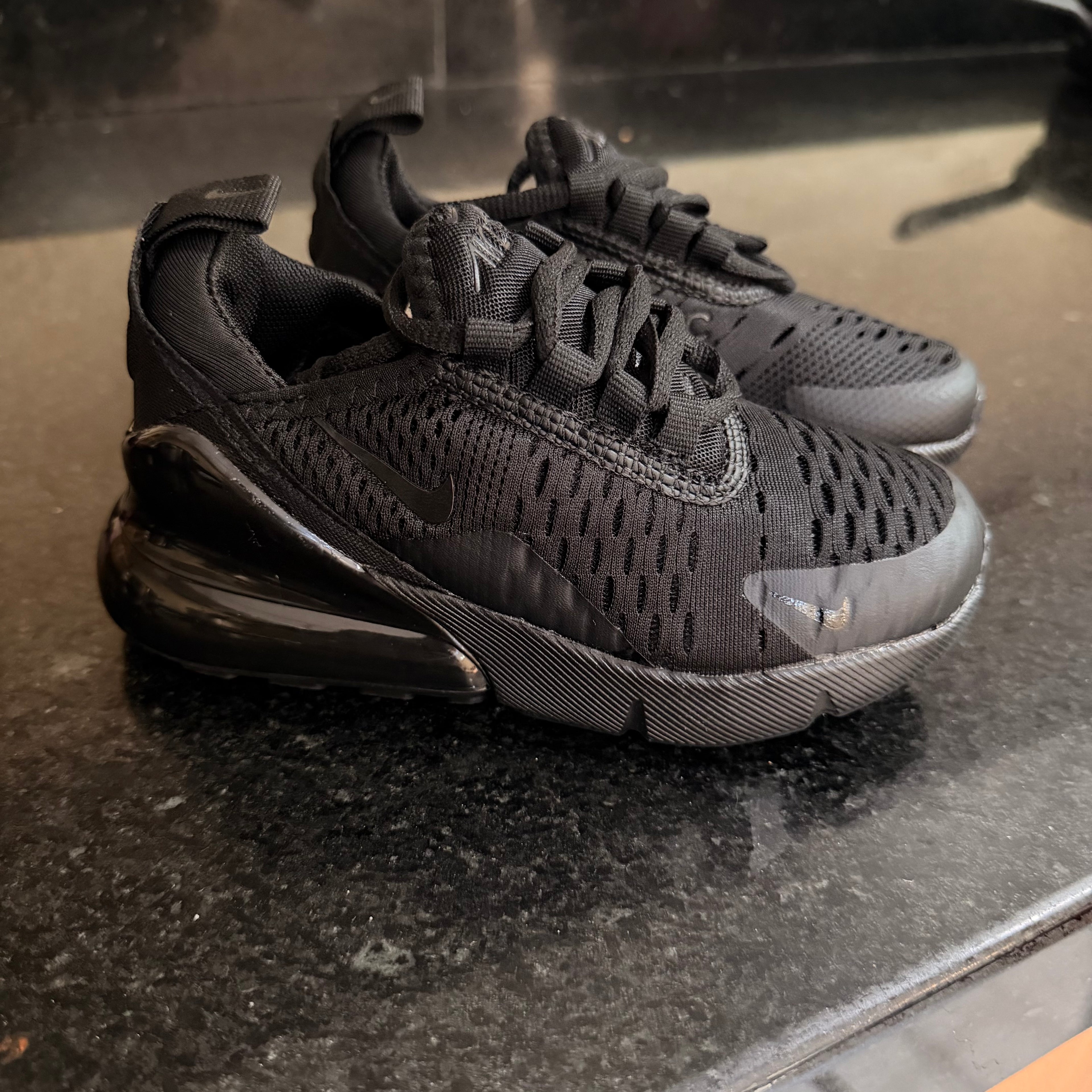 KIDS 270 Black