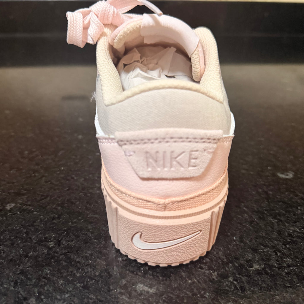 Court Legacy Light Pink