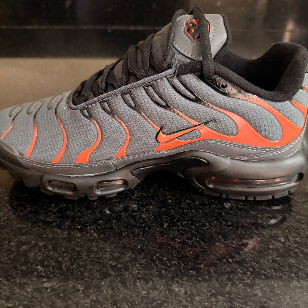 Air Max Plus Grey Lava