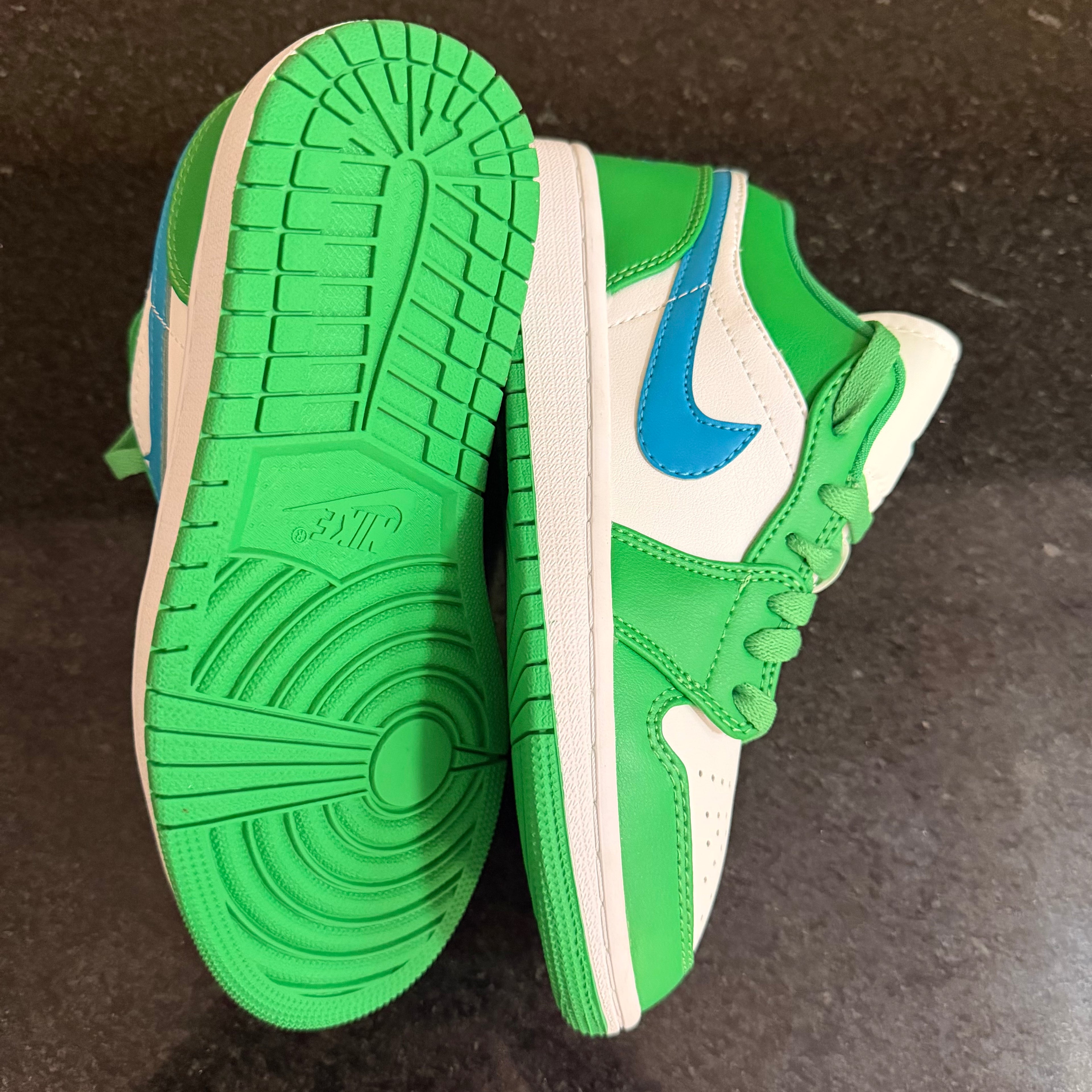 Jordan 1 Low Lucky Green