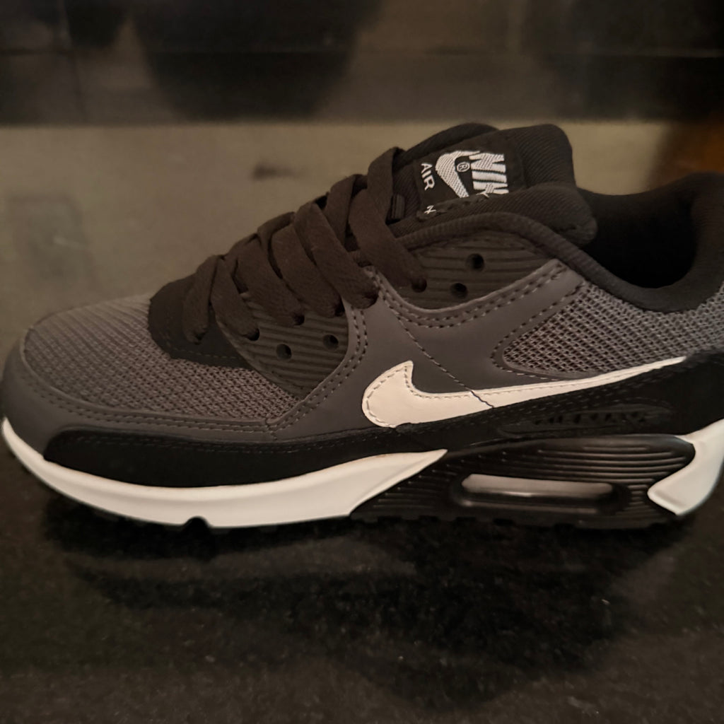 Air Max 90 Essential Gray