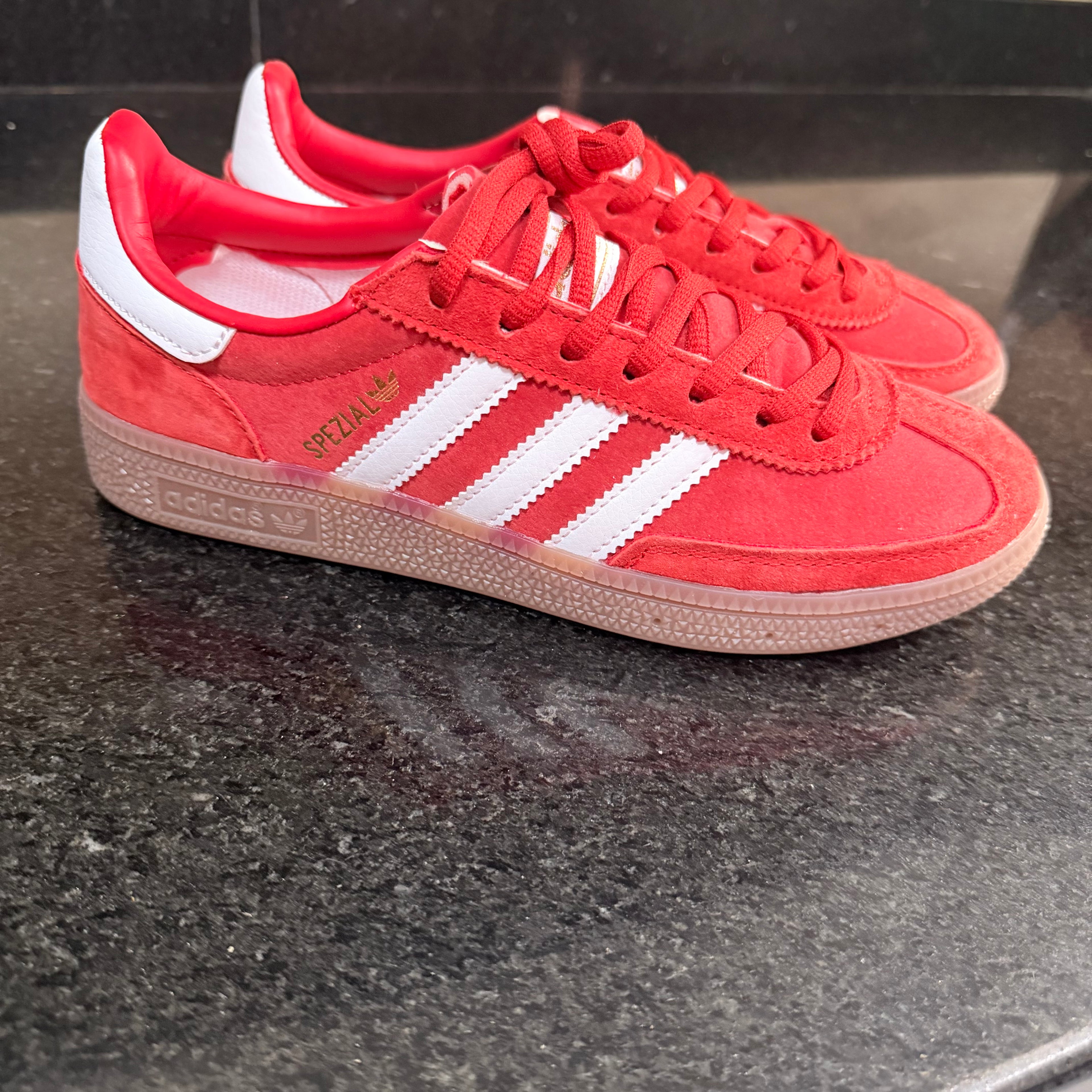 Spezial Red