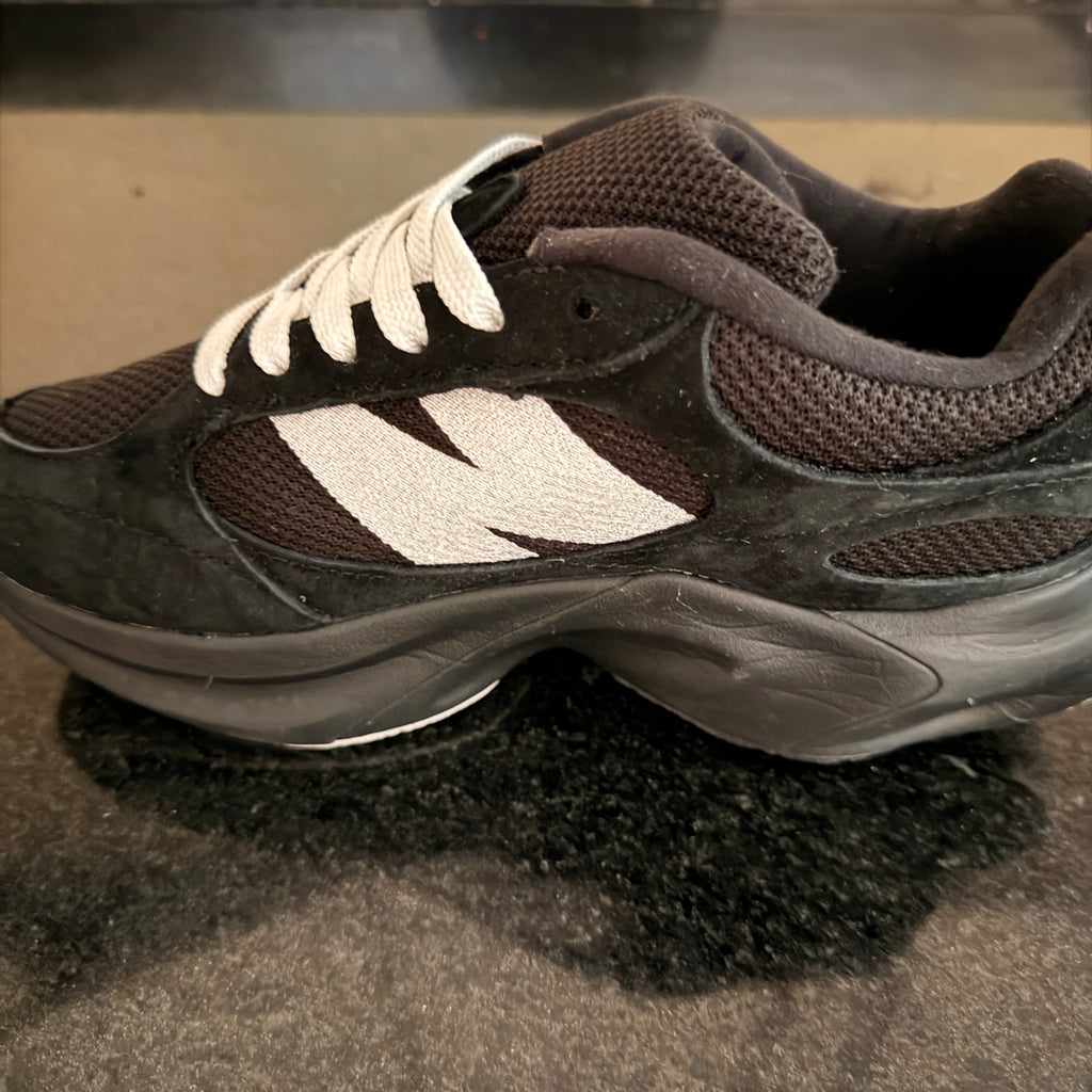 Nb Wrpd Black