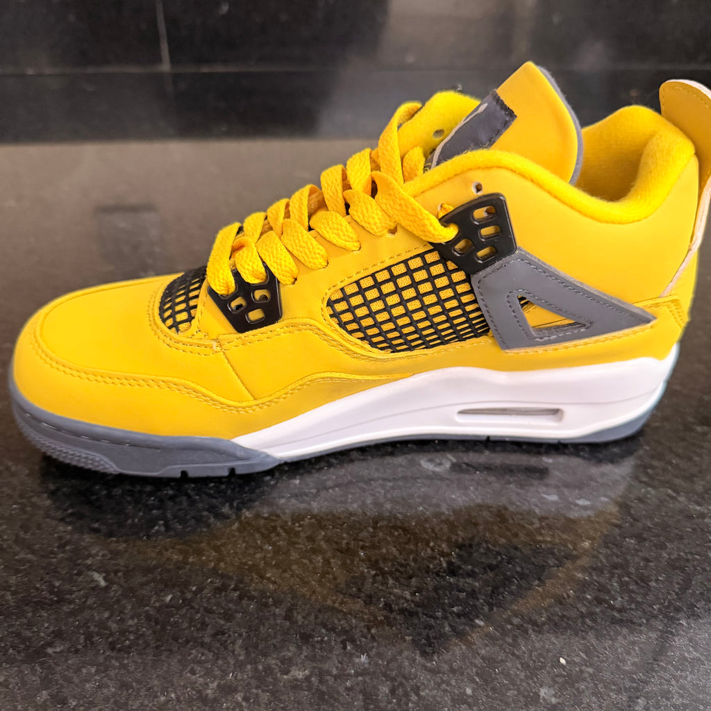 Retro 4 Lightning