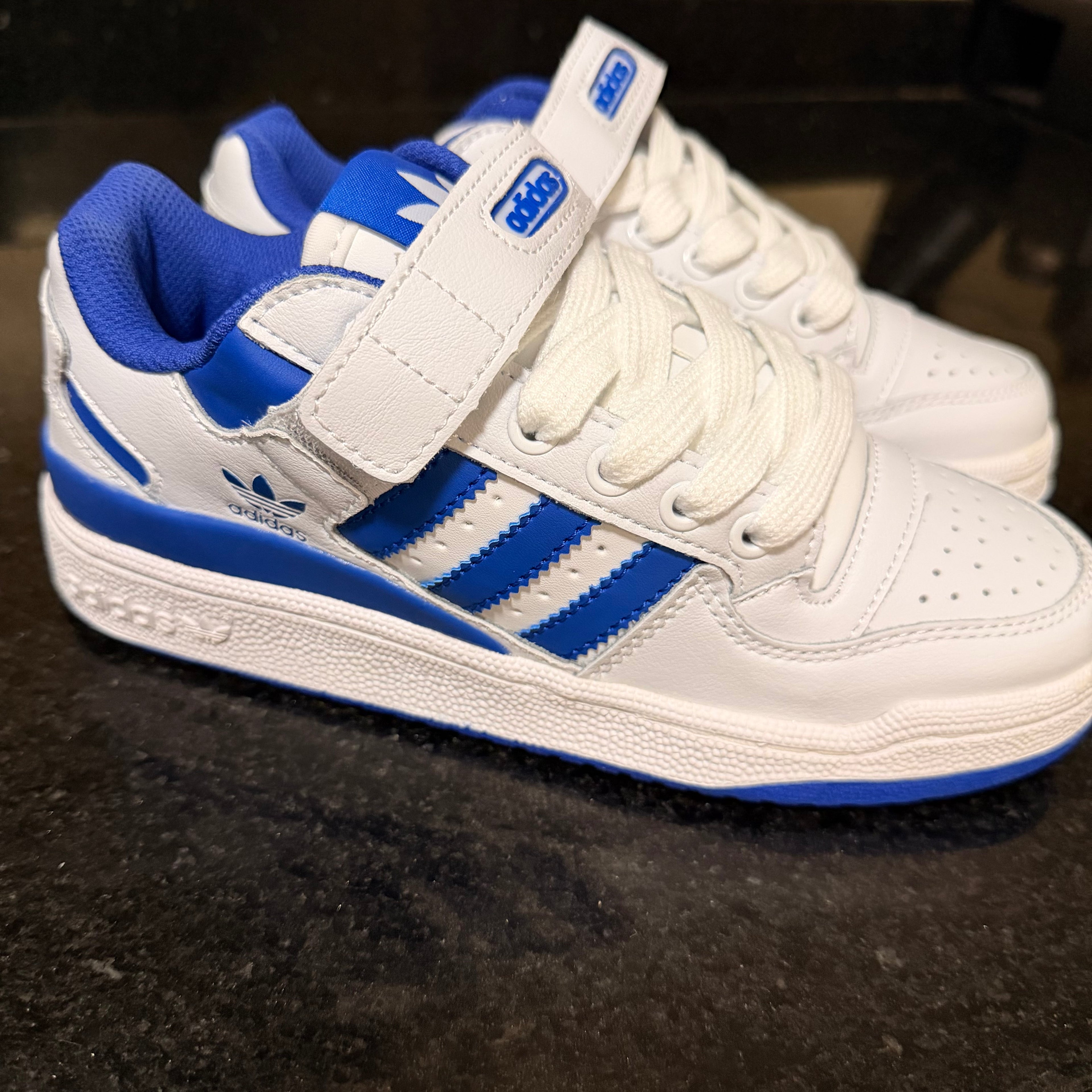 Forum Low White & Blue