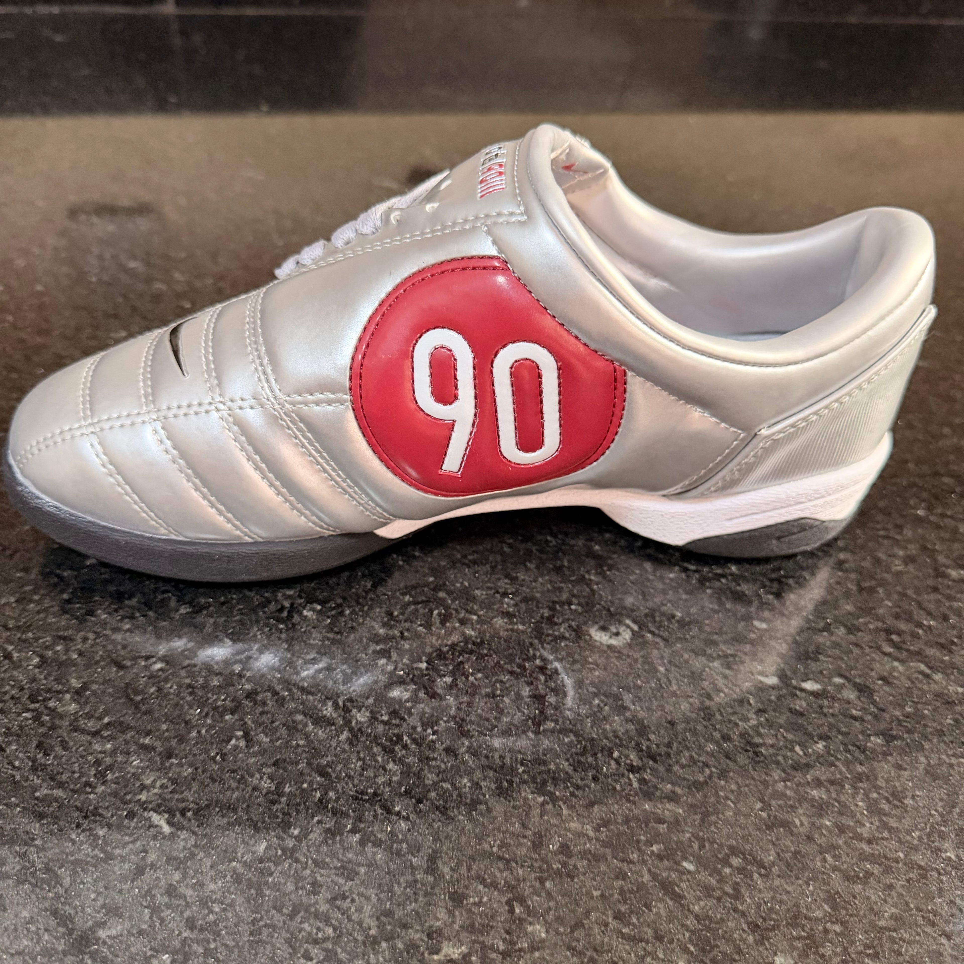 Nike Total 90 Gray