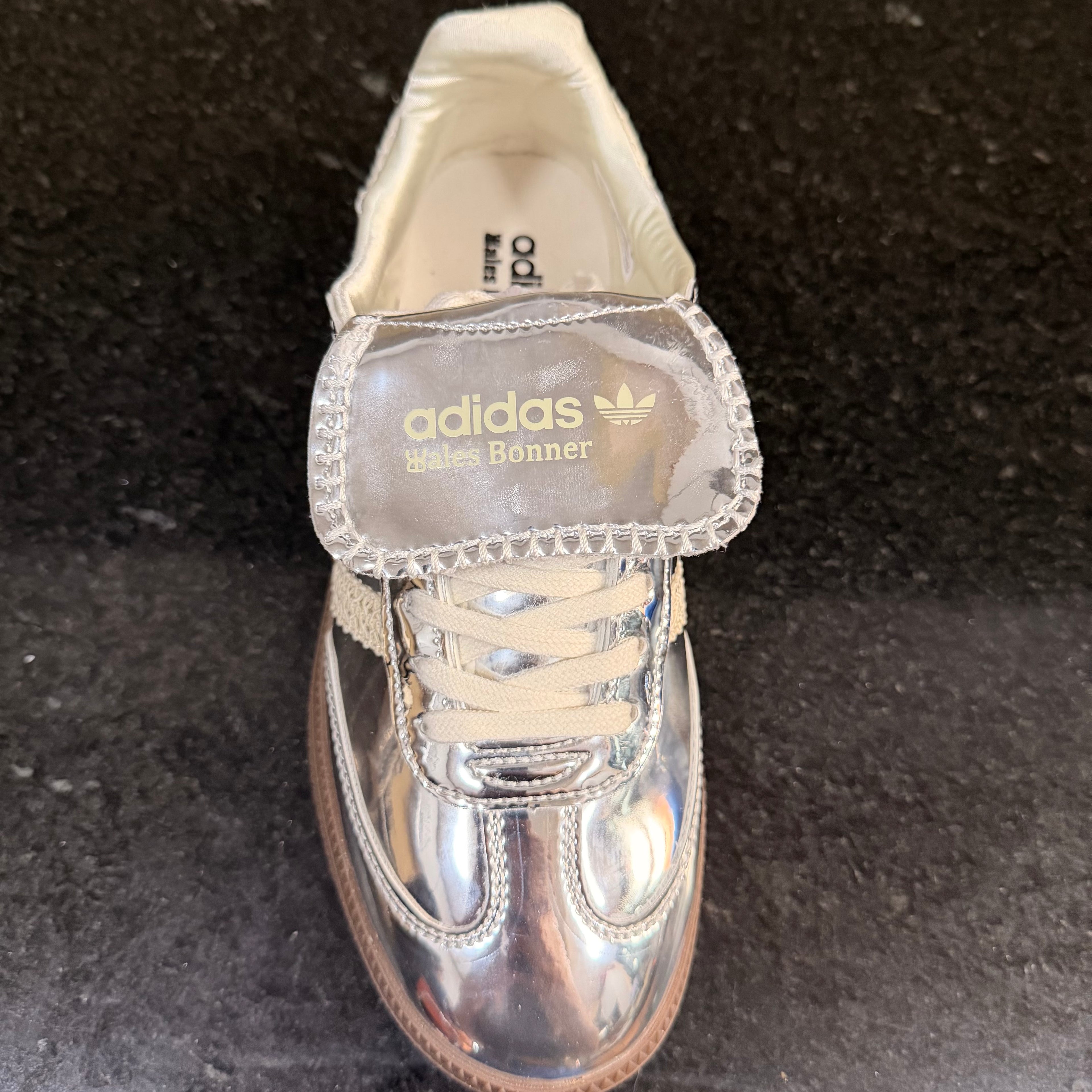 Samba Wales Silver