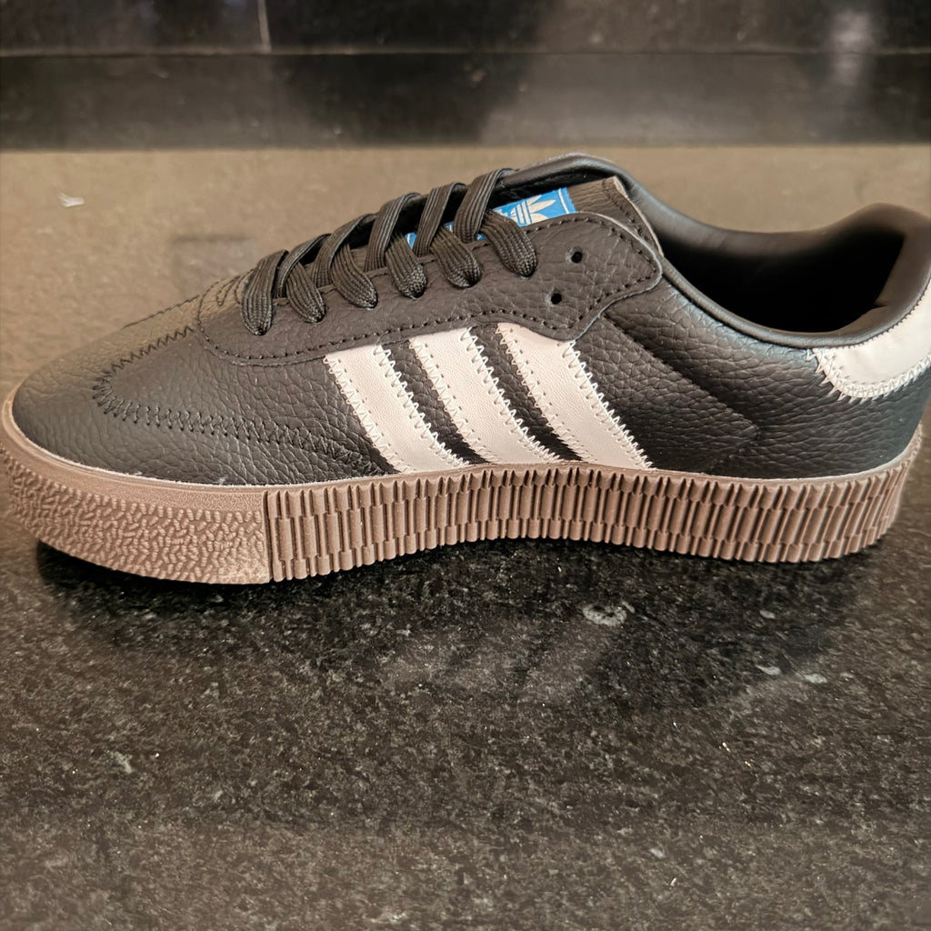 Sambarose Black